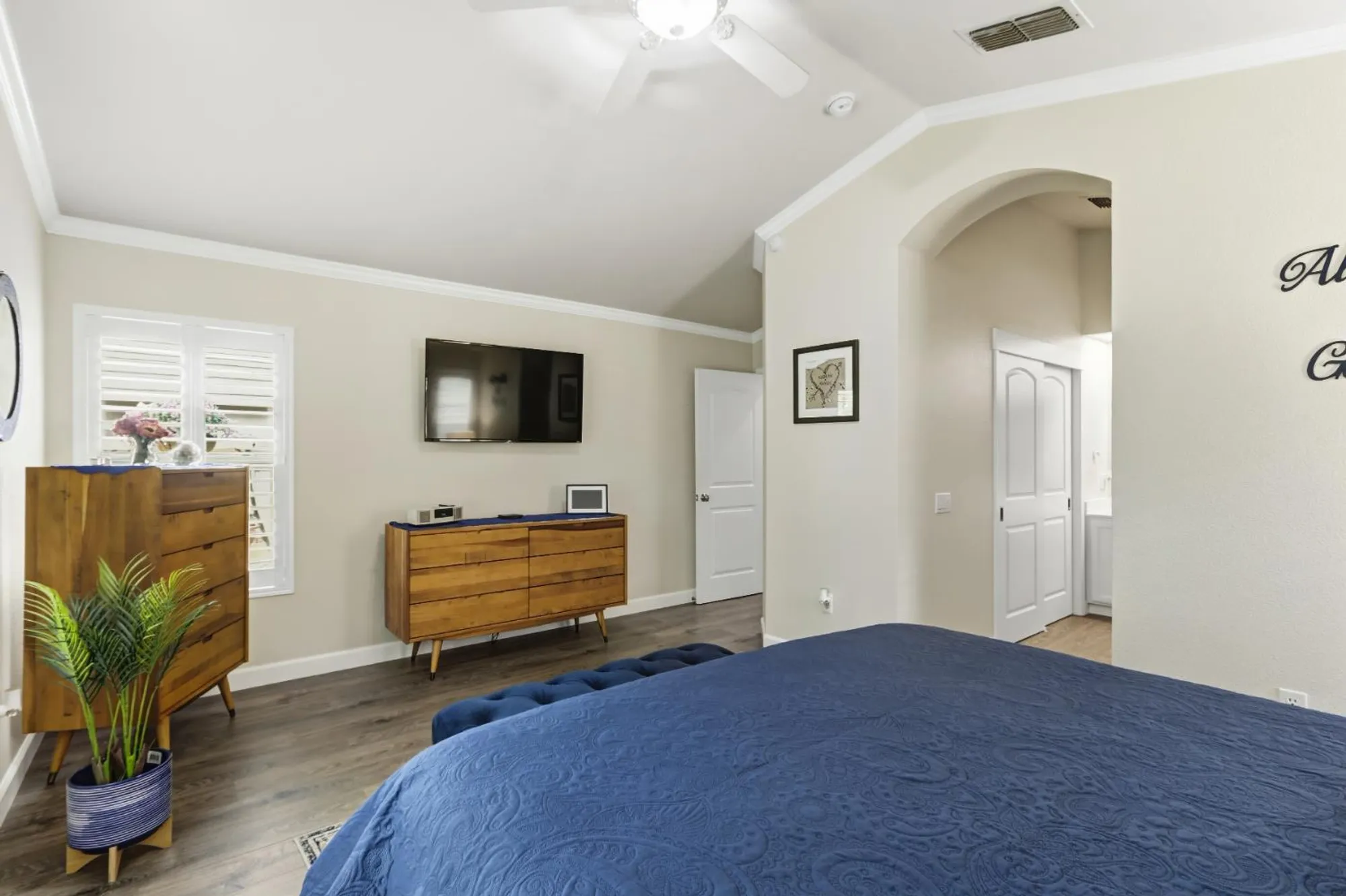 Property Slideshow image 20 of 33 | 5297 angelrock loop, Roseville, CA, 95747