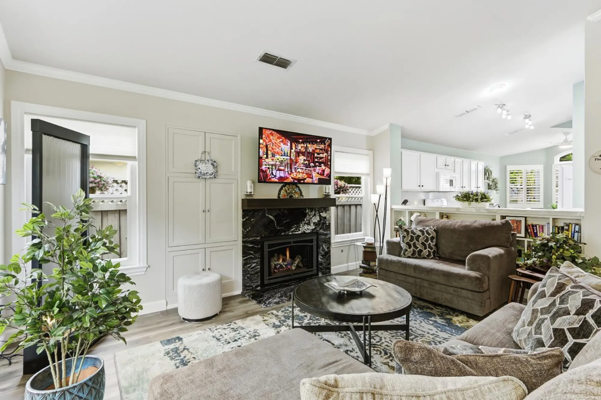 Property Slideshow image 7 of 33 | 5297 angelrock loop, Roseville, CA, 95747