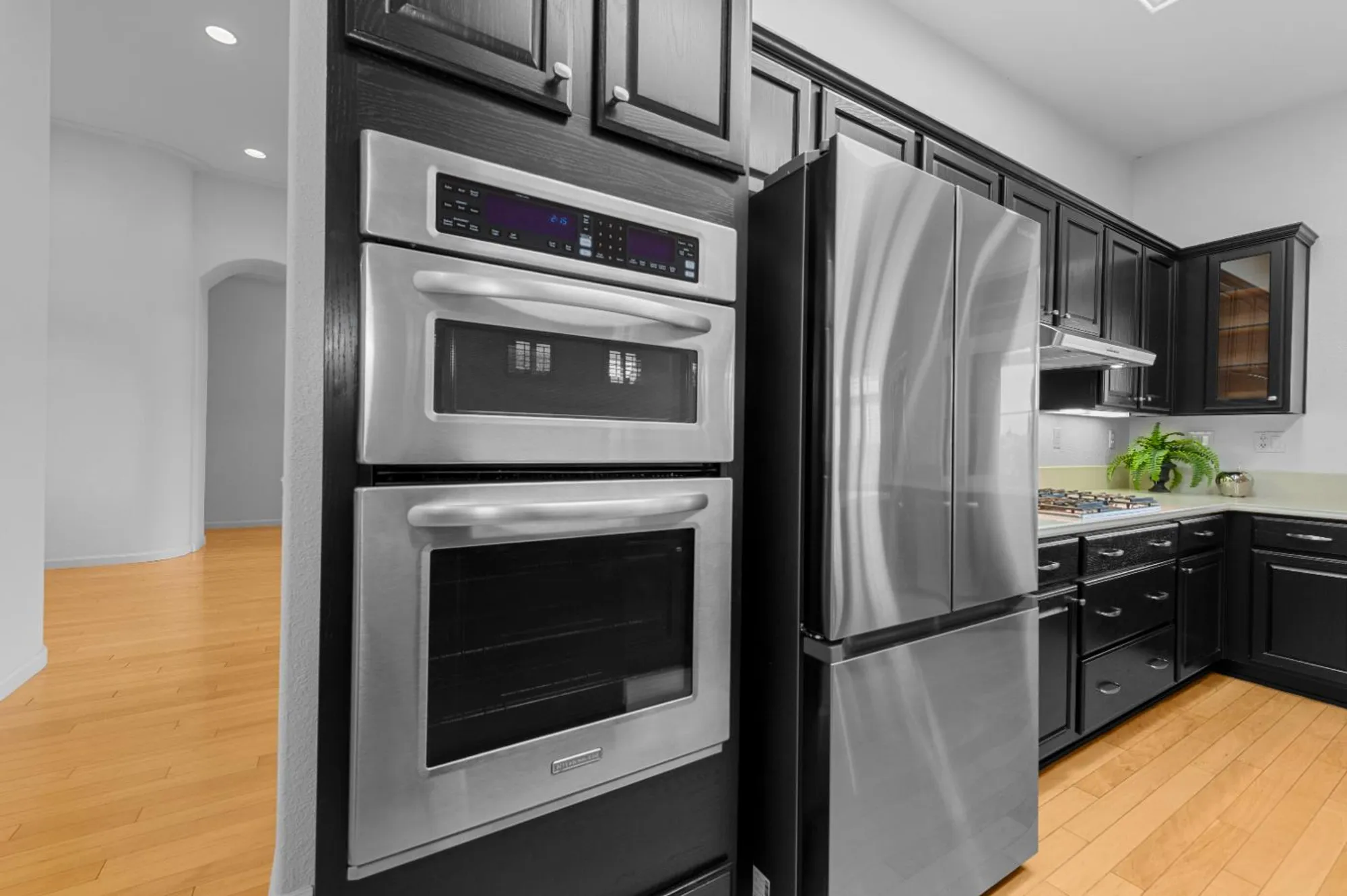 Property Slideshow image 13 of 49 | 7424 school house ln, Roseville, CA, 95747