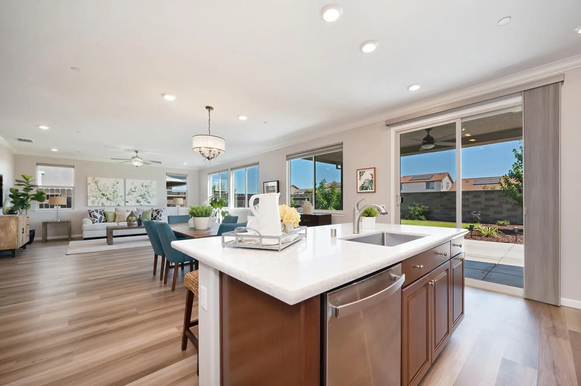 Property Slideshow image 17 of 57 | 9173 vervain way, Sacramento, CA, 95829