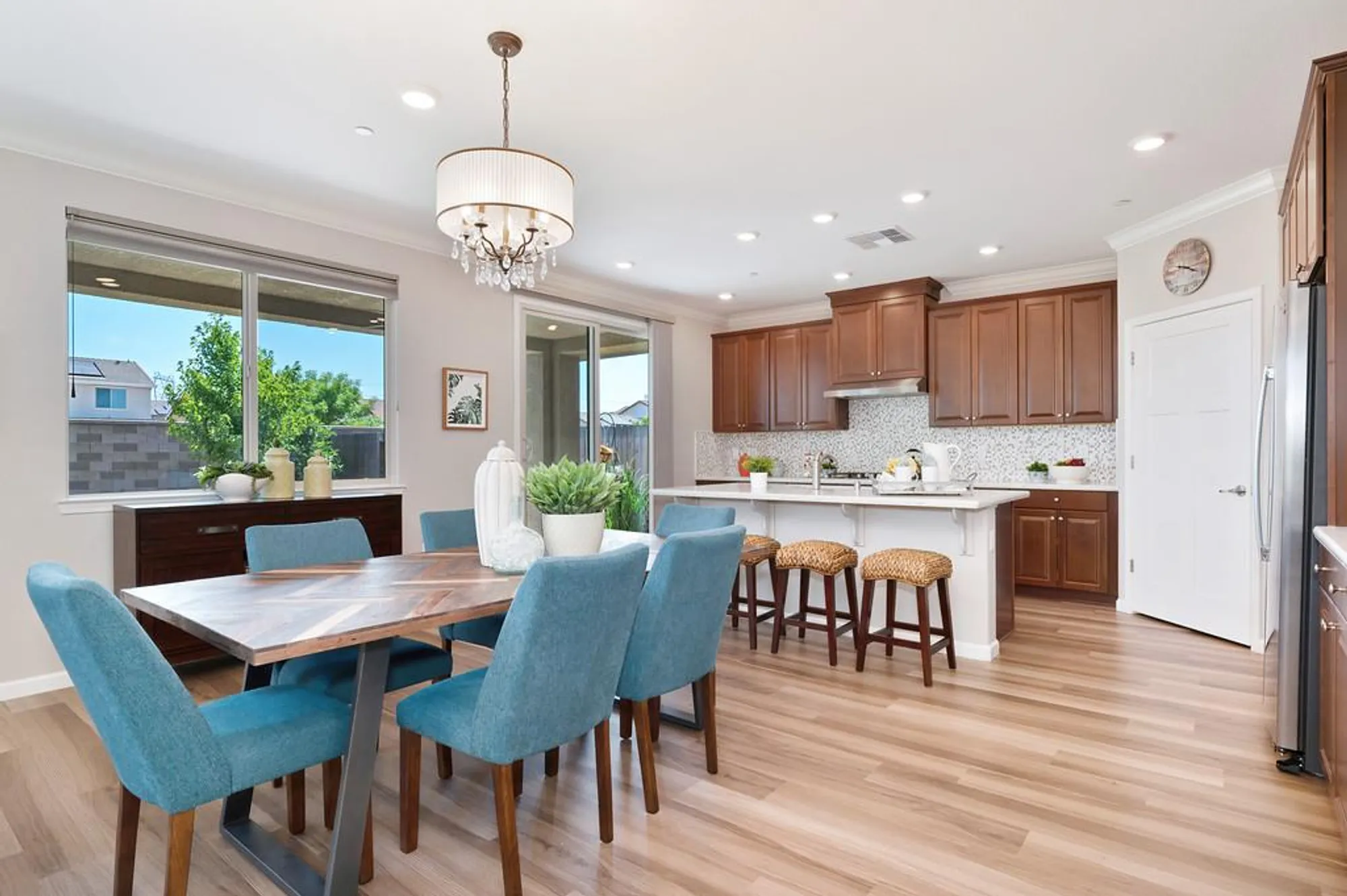 Property Slideshow image 12 of 57 | 9173 vervain way, Sacramento, CA, 95829