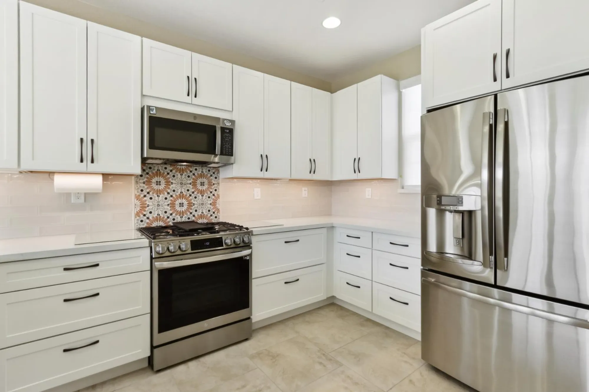 Property Slideshow image 5 of 26 | 9747 dartwell way, Sacramento, CA, 95829