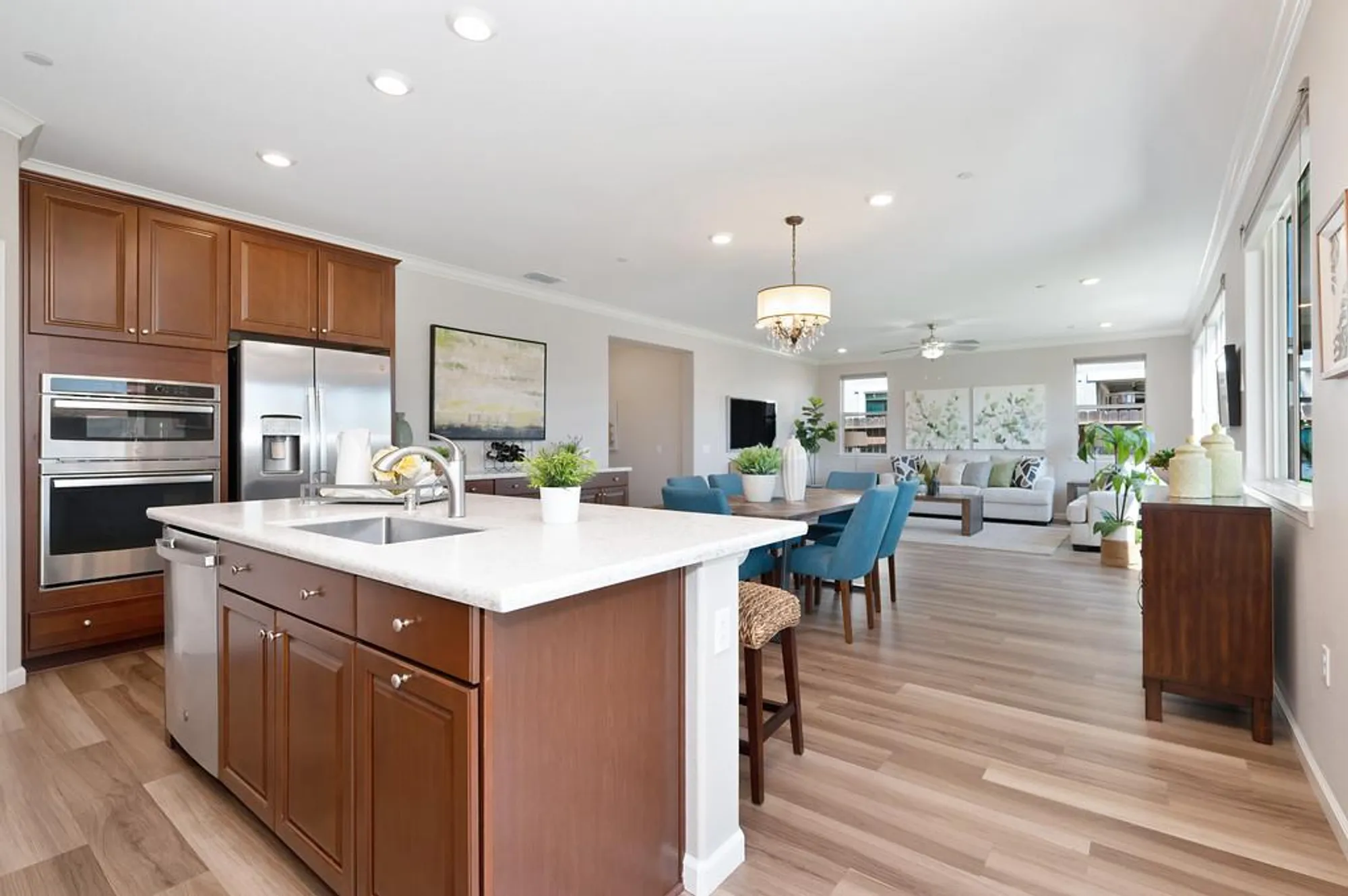 Property Slideshow image 16 of 57 | 9173 vervain way, Sacramento, CA, 95829