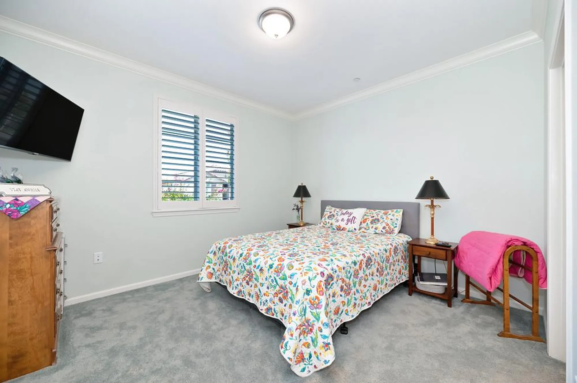 Property Slideshow image 21 of 57 | 9173 vervain way, Sacramento, CA, 95829