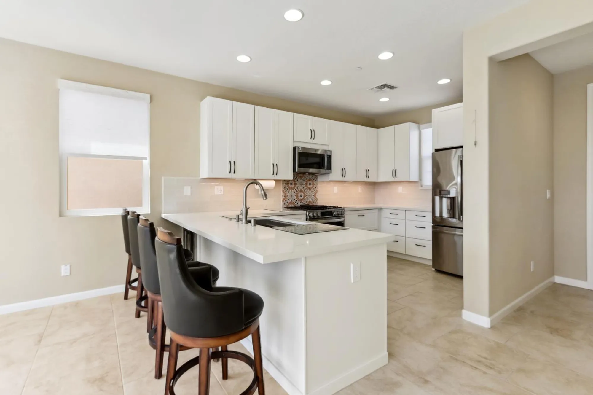 Property Slideshow image 9 of 26 | 9747 dartwell way, Sacramento, CA, 95829