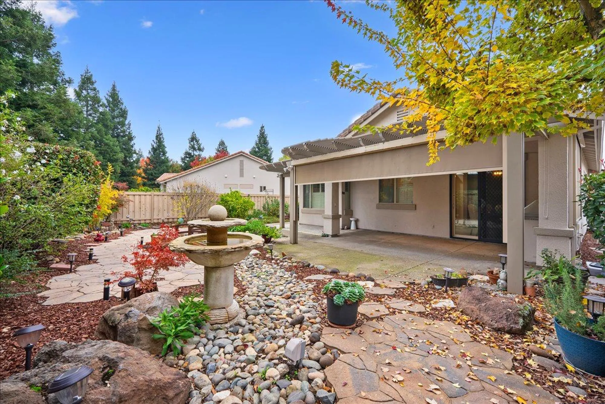 Property Slideshow image 23 of 37 | 286 lariat loop, Lincoln, CA, 95648