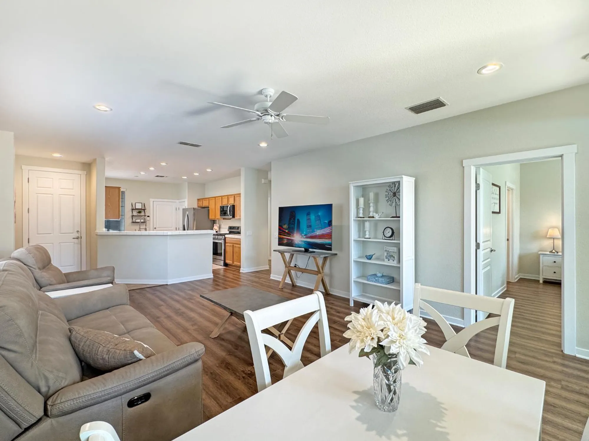 Property Slideshow image 3 of 23 | 153 whitehall ln, Lincoln, CA, 95648