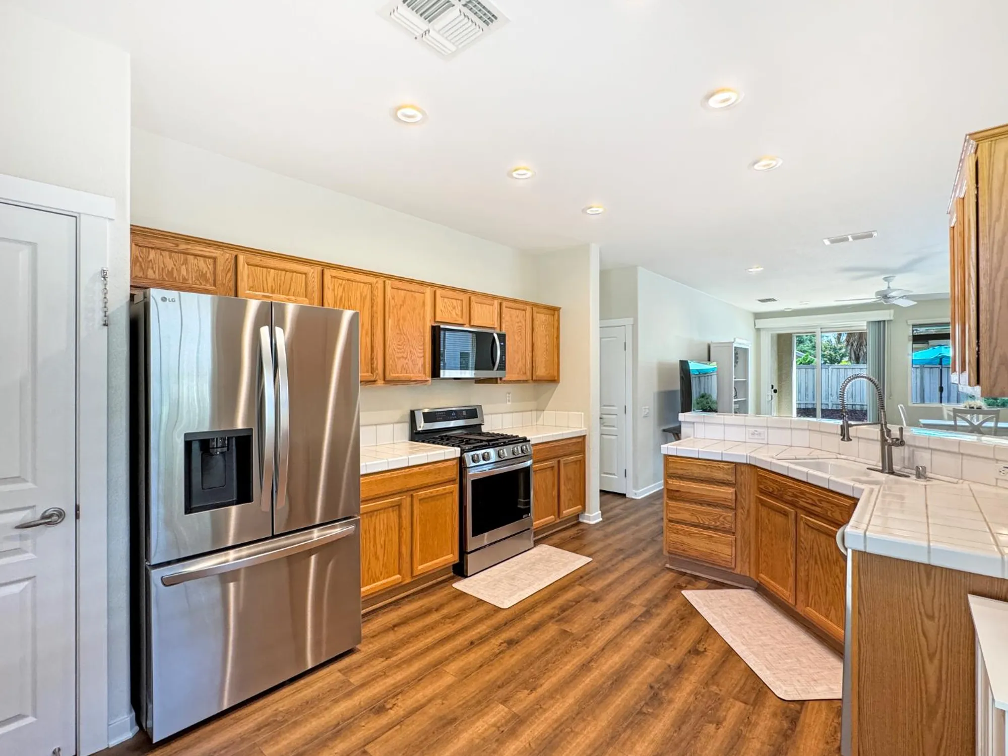 Property Slideshow image 16 of 23 | 153 whitehall ln, Lincoln, CA, 95648