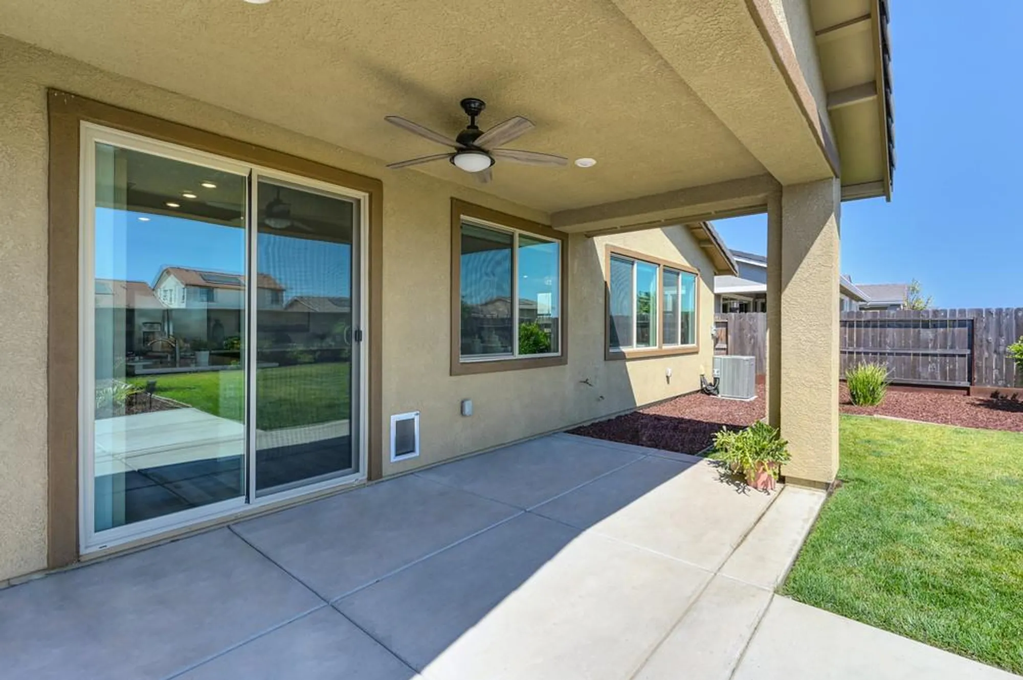 Property Slideshow image 35 of 57 | 9173 vervain way, Sacramento, CA, 95829