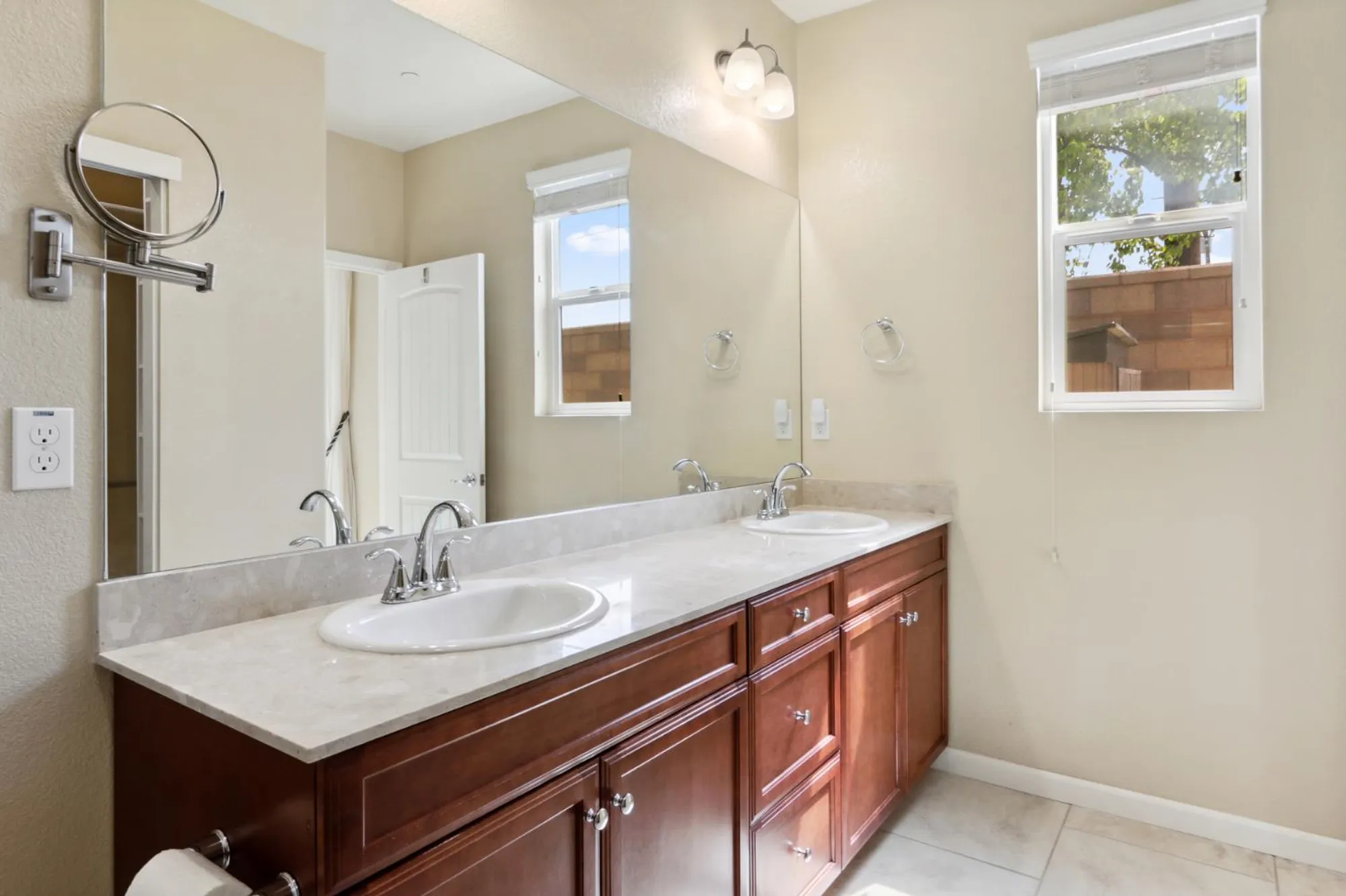 Property Slideshow image 18 of 26 | 9747 dartwell way, Sacramento, CA, 95829