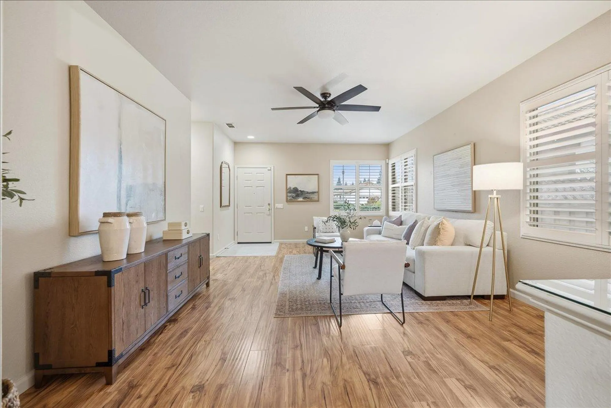 Property Slideshow image 6 of 37 | 286 lariat loop, Lincoln, CA, 95648
