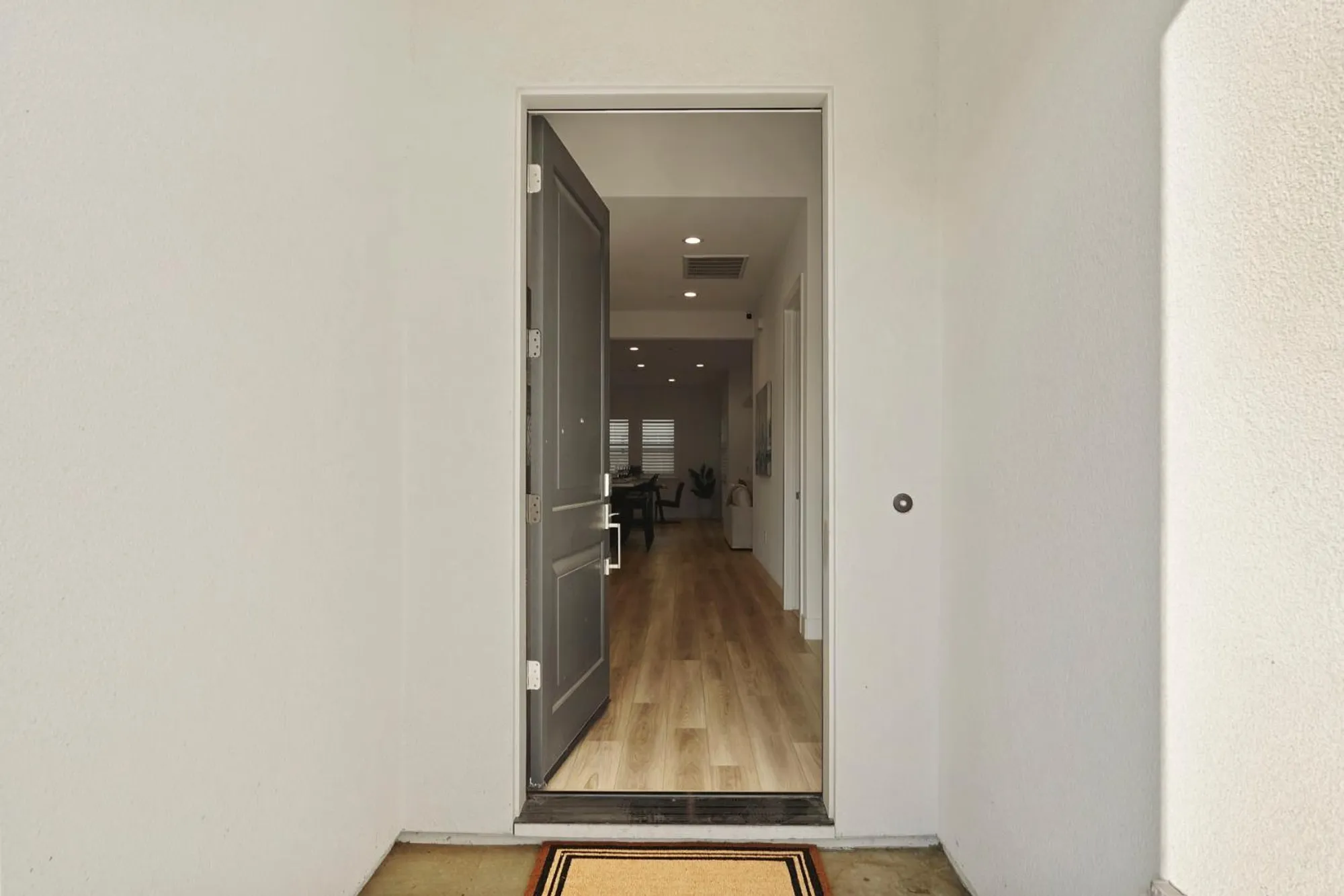 Property Slideshow image 4 of 53 | 1839 snowflower pl, Tracy, CA, 95377