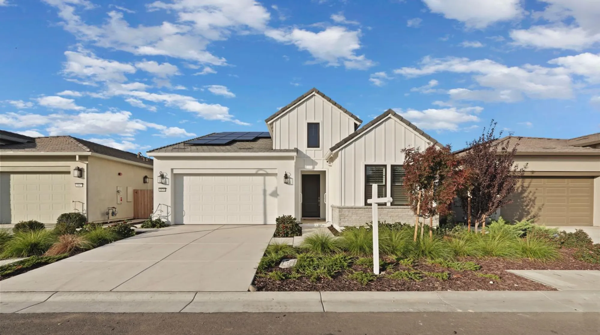 Property Slideshow image 1 of 53 | 1839 snowflower pl, Tracy, CA, 95377