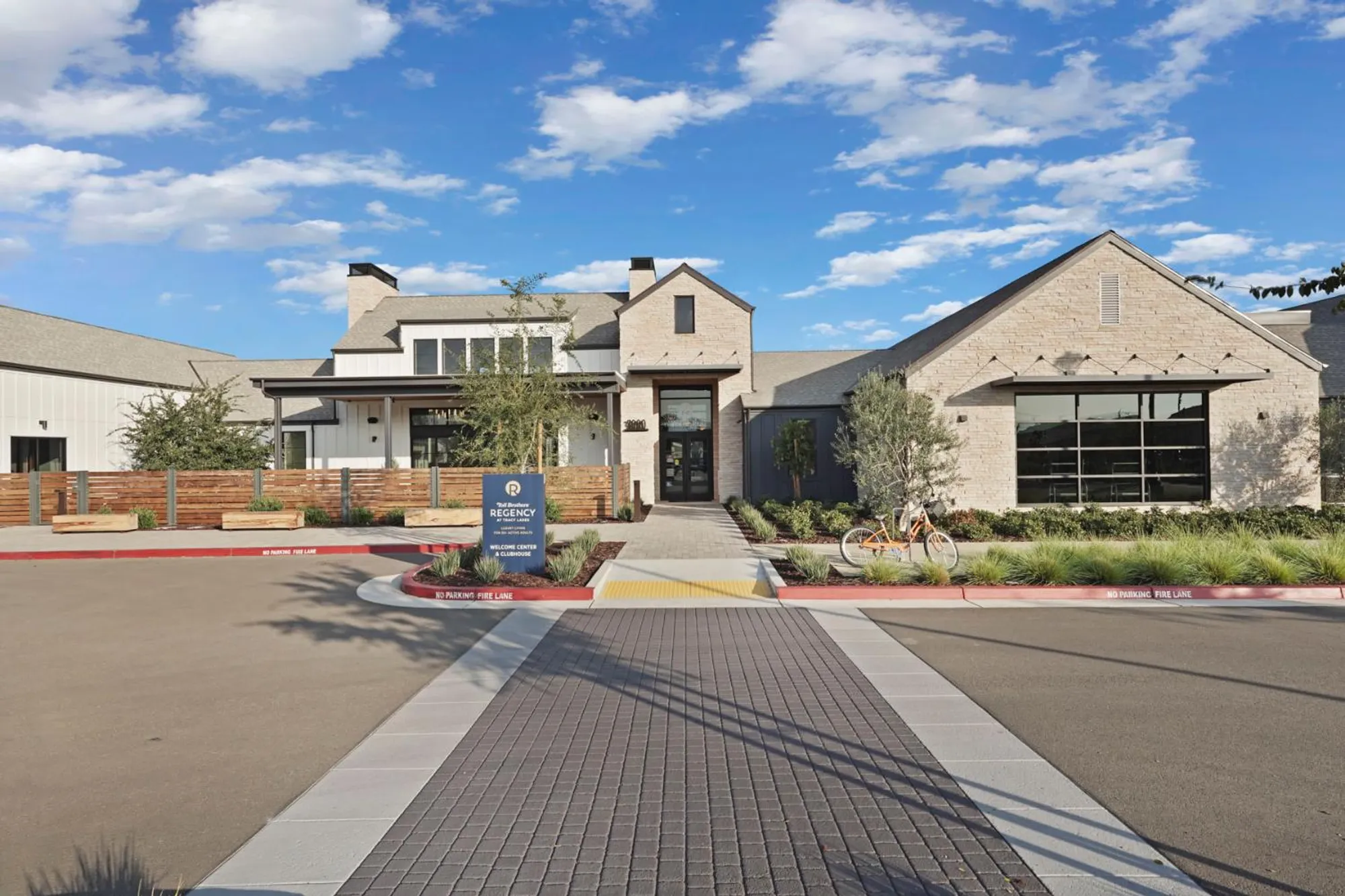 Property Slideshow image 33 of 53 | 1839 snowflower pl, Tracy, CA, 95377