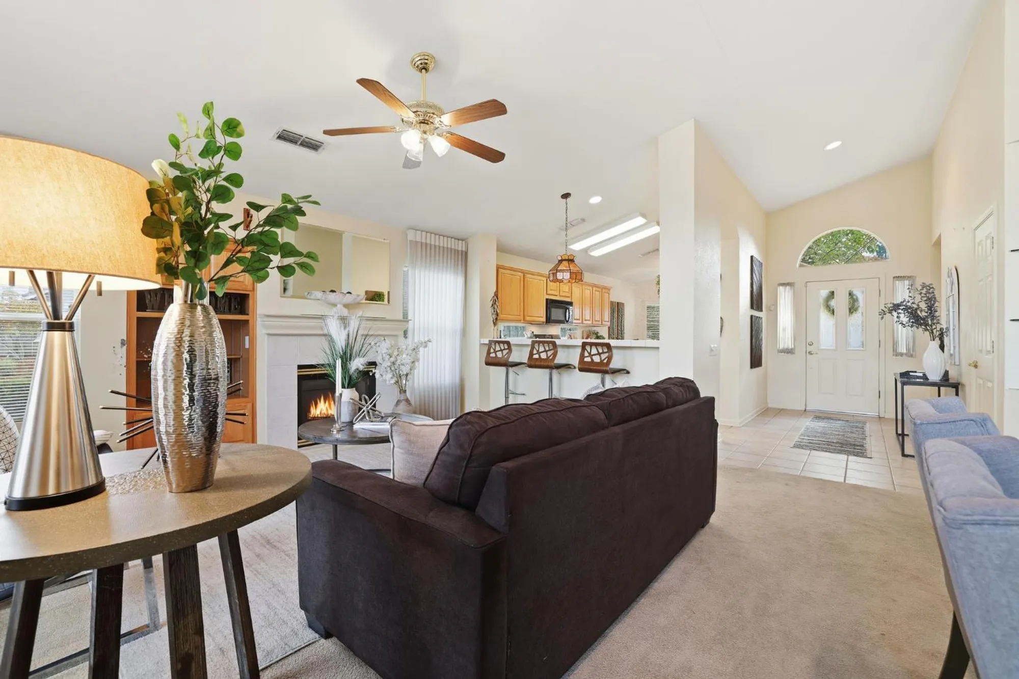 Property Slideshow image 17 of 74 | 100 southern cross ct, Roseville, CA, 95747