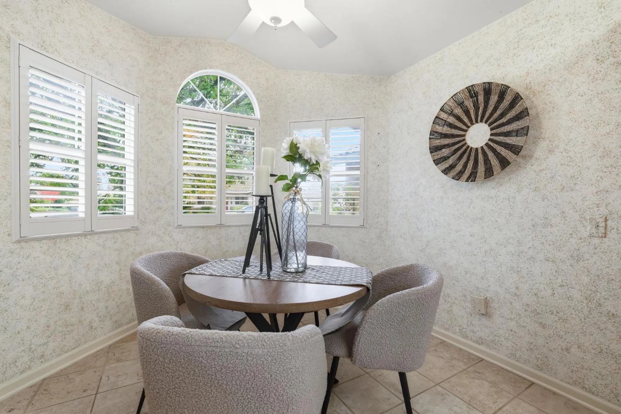 Property Slideshow image 29 of 74 | 100 southern cross ct, Roseville, CA, 95747