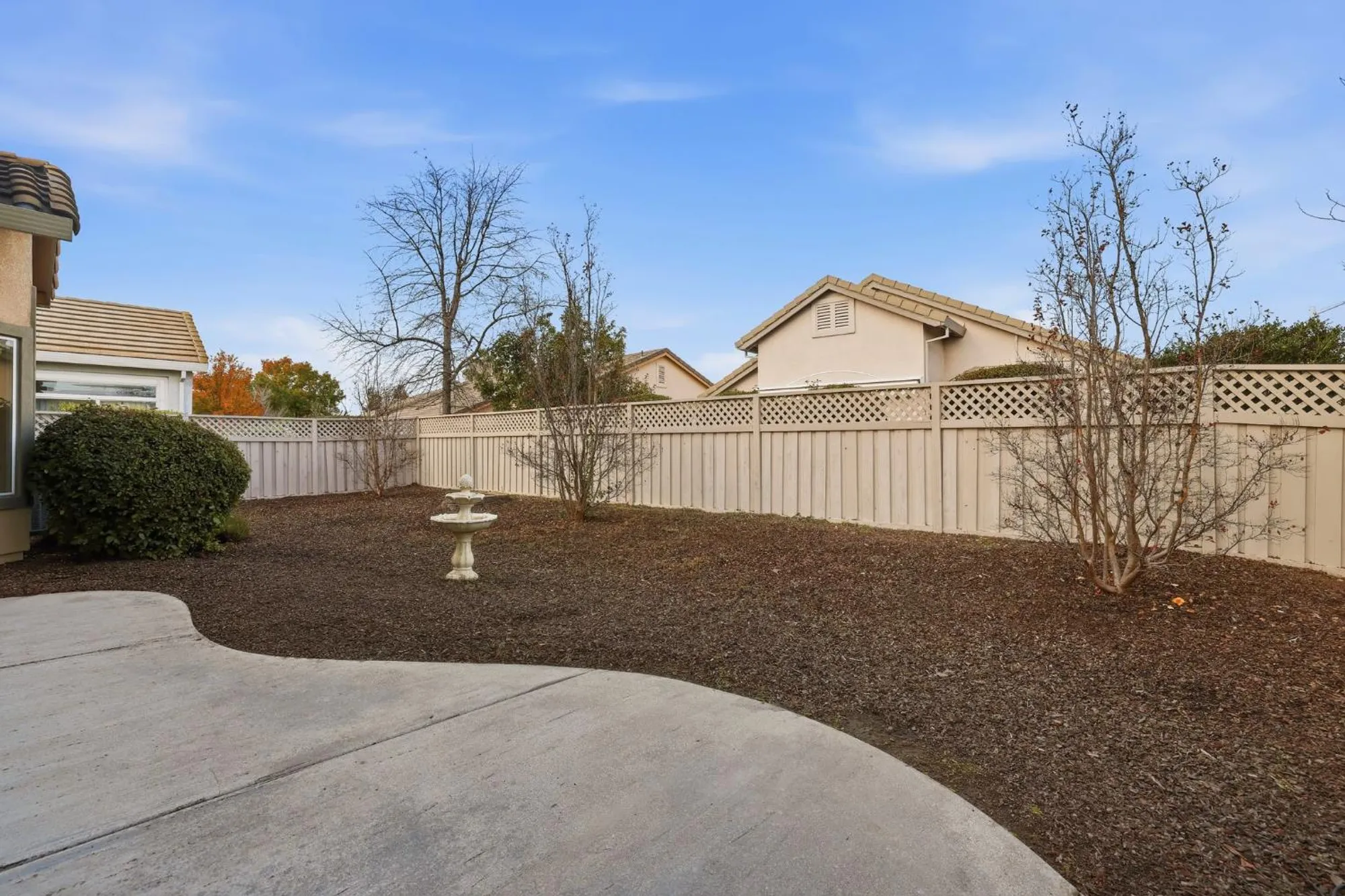 Property Slideshow image 57 of 74 | 100 southern cross ct, Roseville, CA, 95747