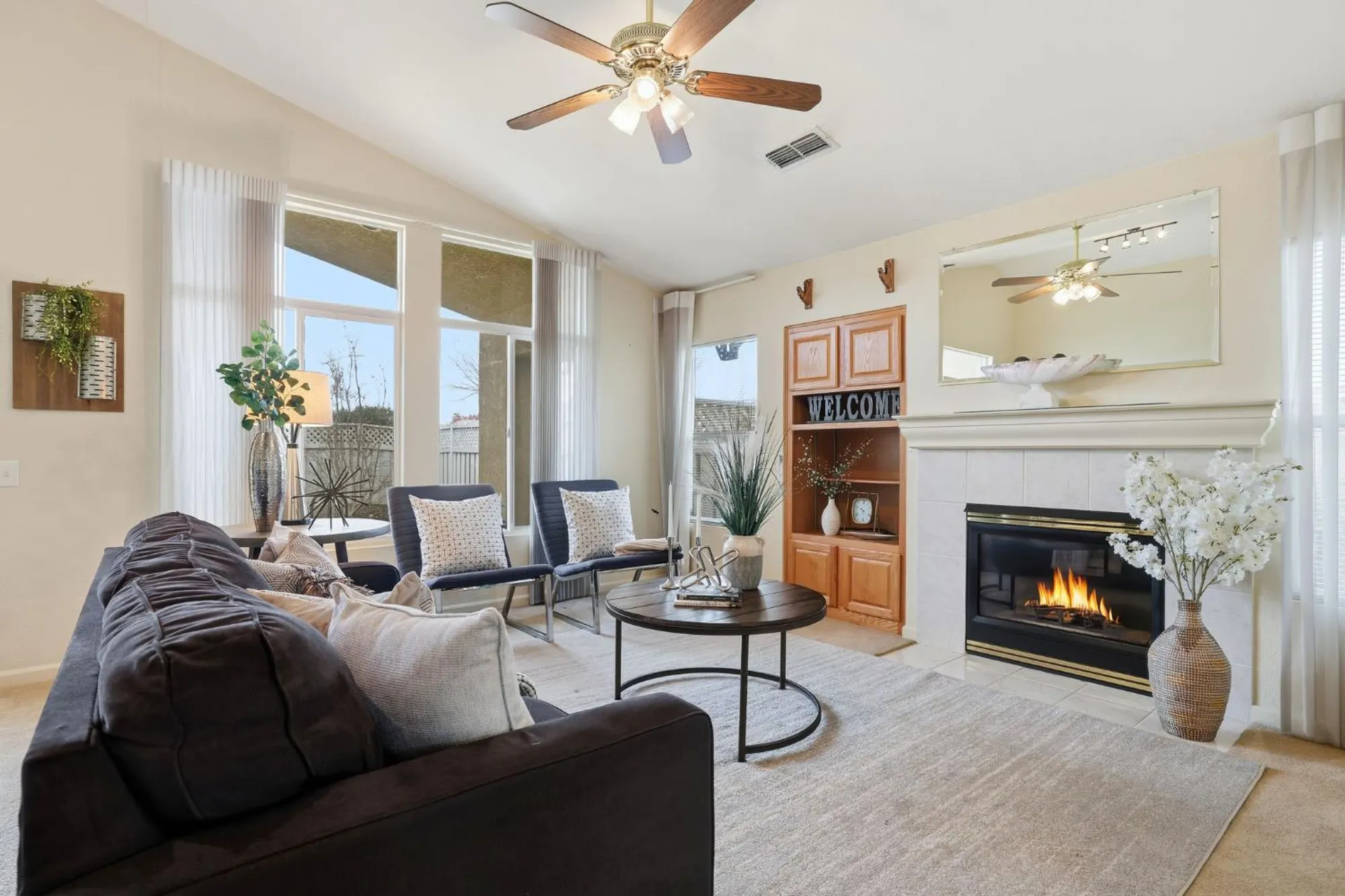 Property Slideshow image 13 of 74 | 100 southern cross ct, Roseville, CA, 95747