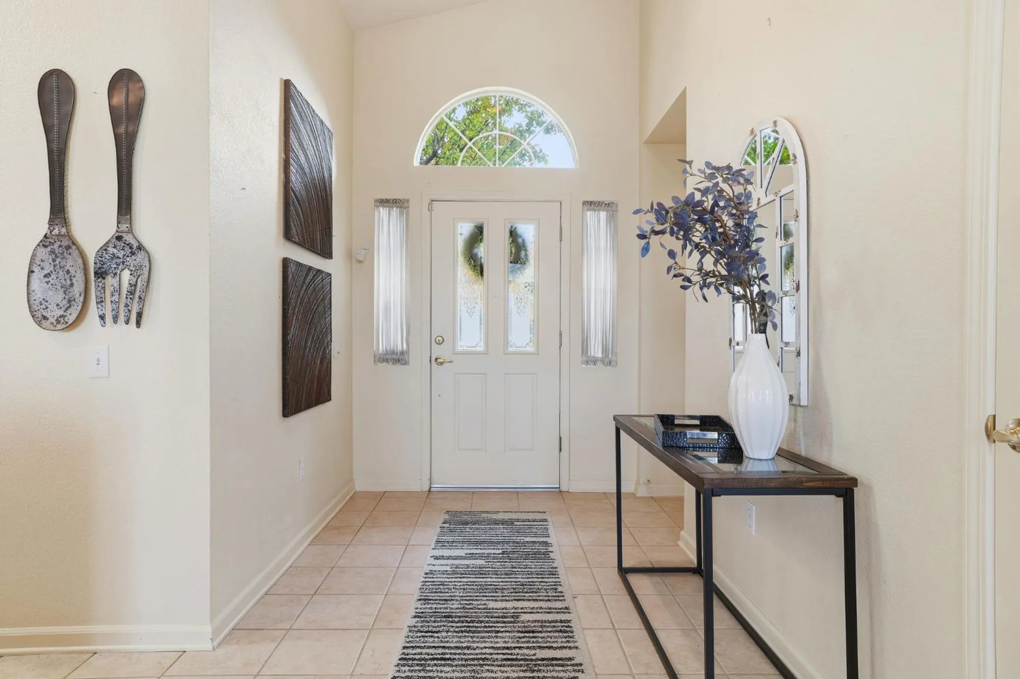 Property Slideshow image 6 of 74 | 100 southern cross ct, Roseville, CA, 95747