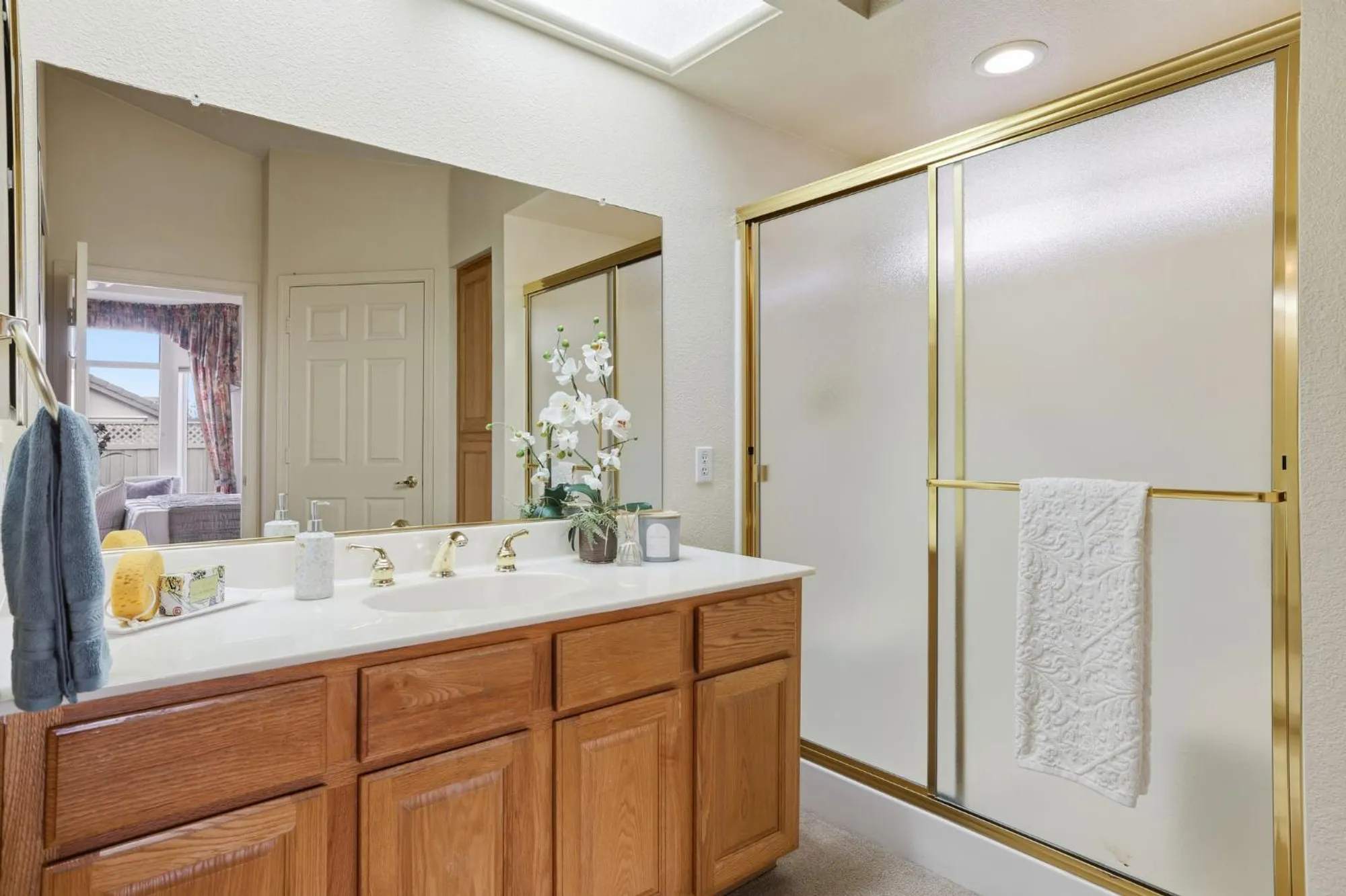 Property Slideshow image 48 of 74 | 100 southern cross ct, Roseville, CA, 95747