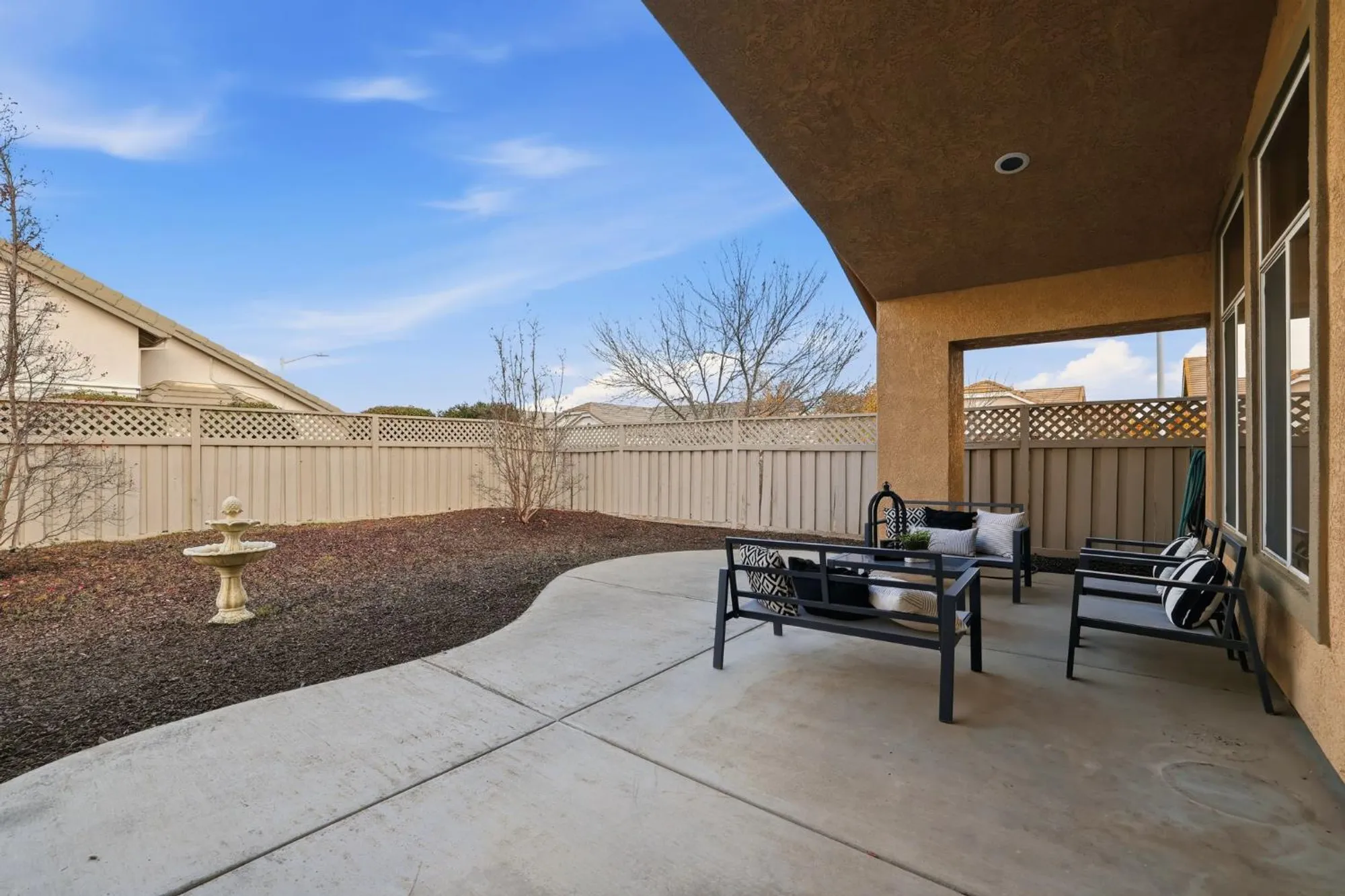 Property Slideshow image 56 of 74 | 100 southern cross ct, Roseville, CA, 95747