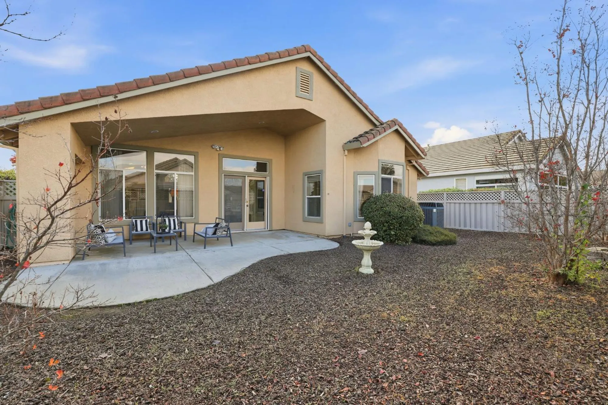 Property Slideshow image 54 of 74 | 100 southern cross ct, Roseville, CA, 95747