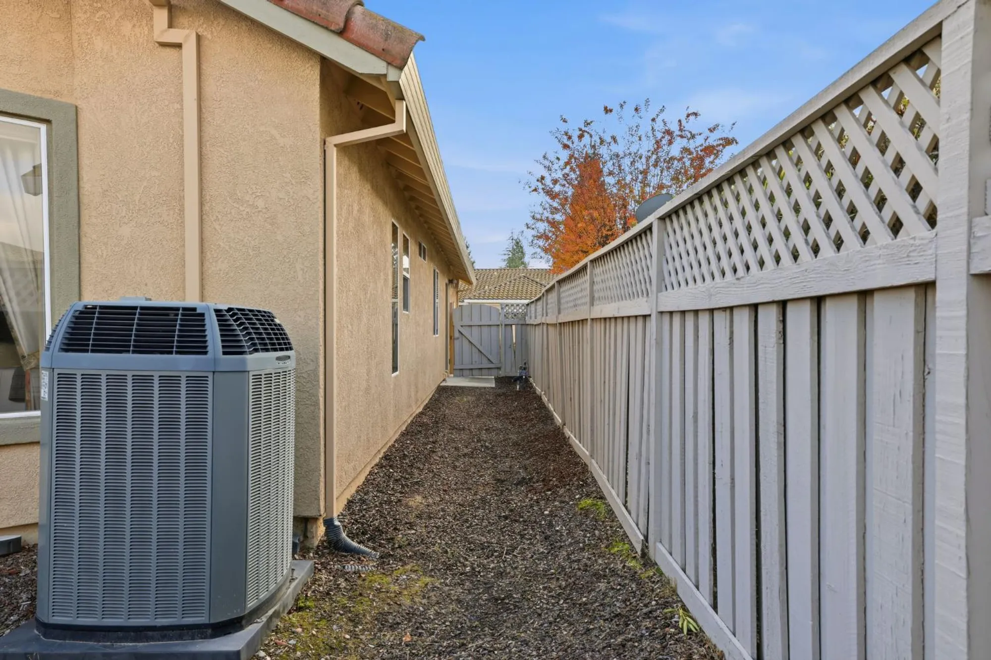 Property Slideshow image 53 of 74 | 100 southern cross ct, Roseville, CA, 95747