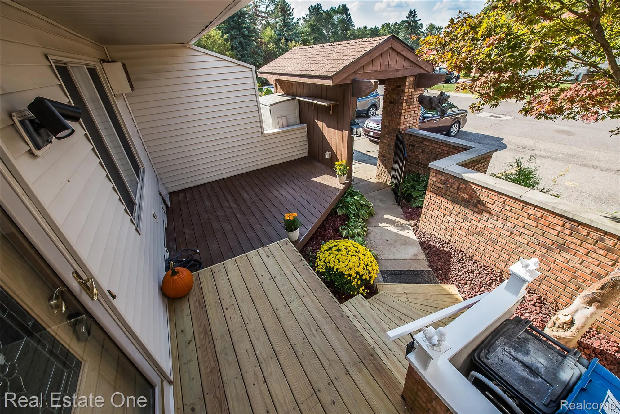 Property Slideshow image 5 of 46 | 25691 lexington dr unit 3, South Lyon, MI, 48178