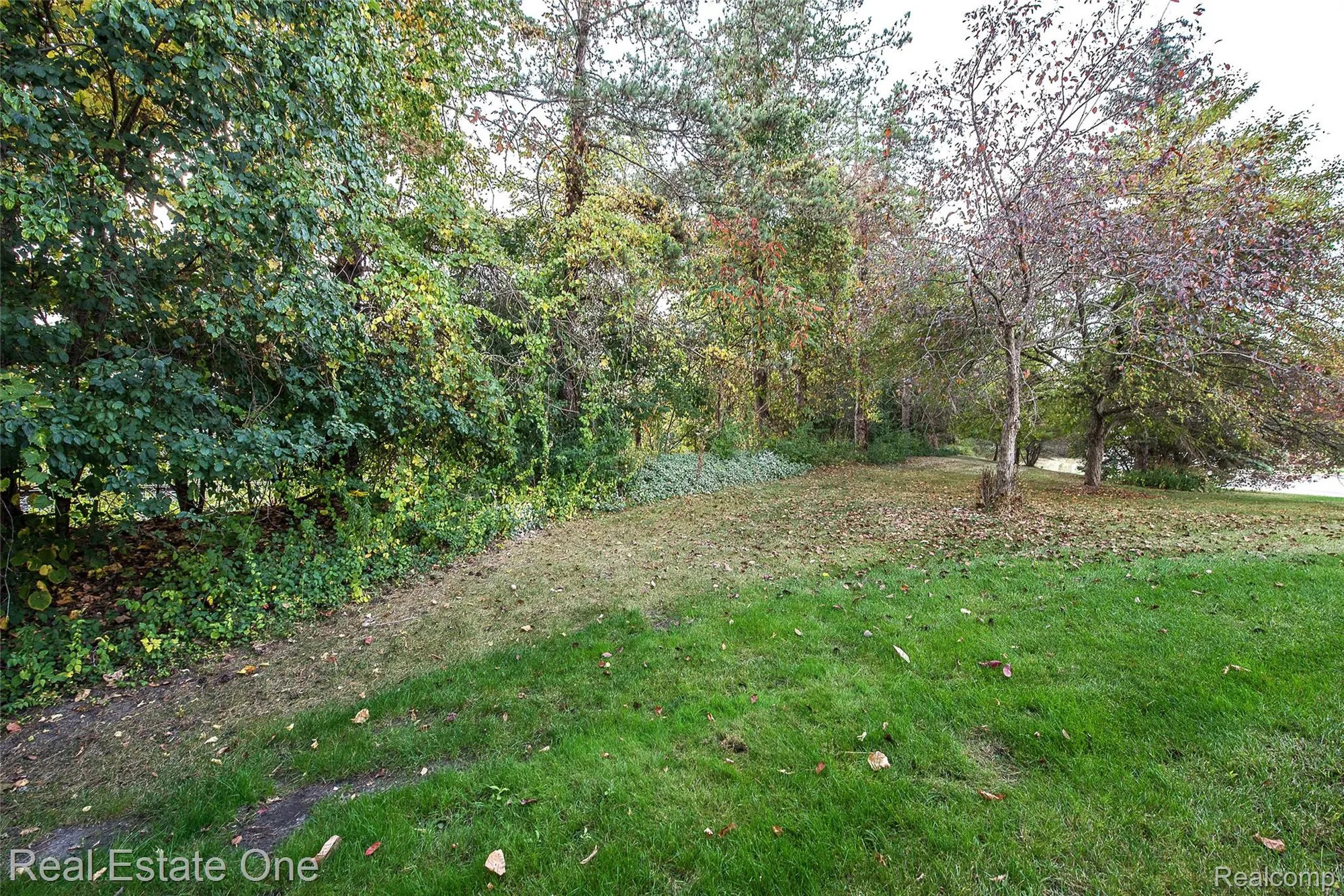 Property Slideshow image 46 of 46 | 25691 lexington dr unit 3, South Lyon, MI, 48178