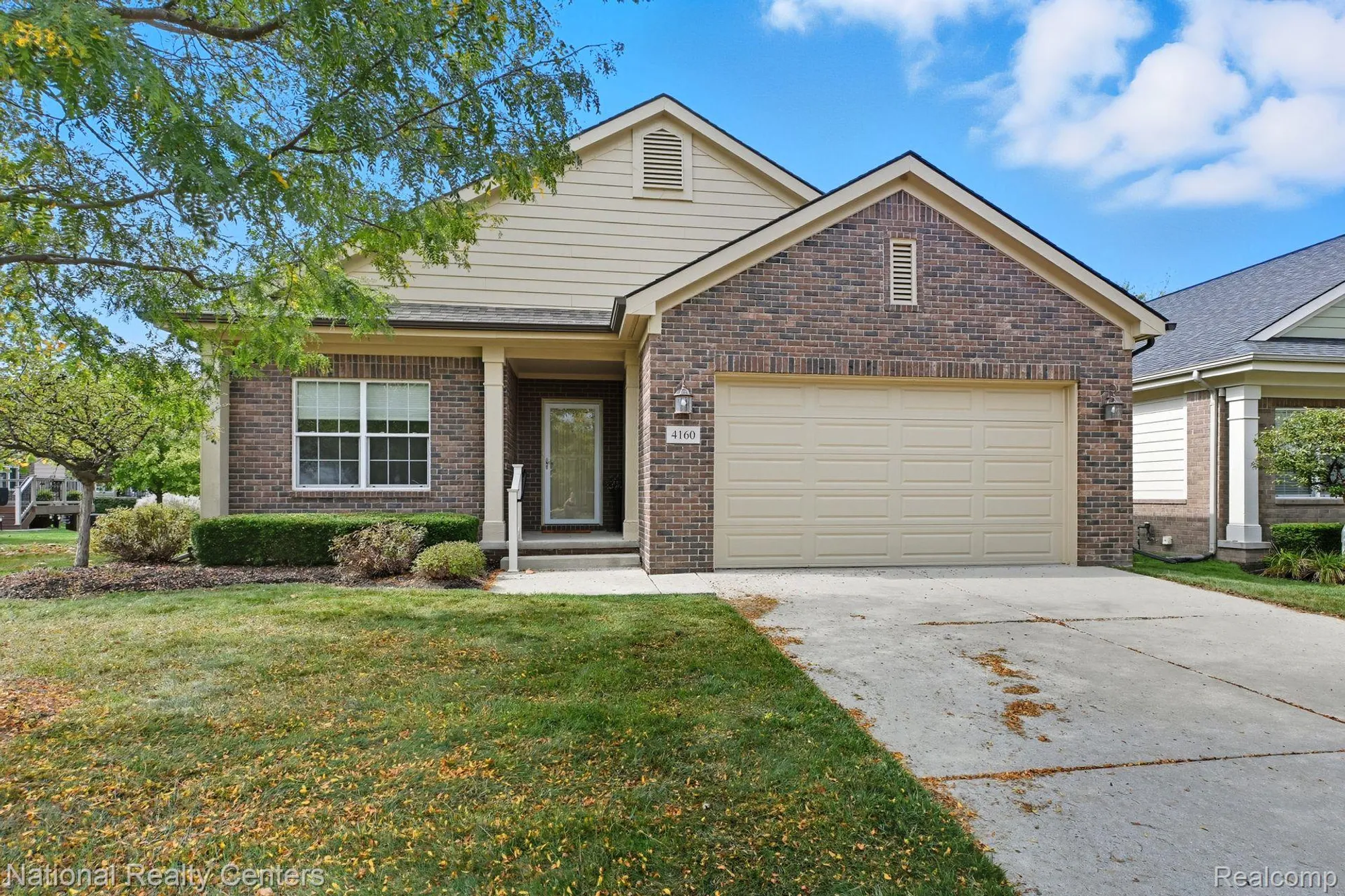 Property Slideshow image 1 of 37 | 4160 wrenwood ln # 29, Canton, MI, 48188