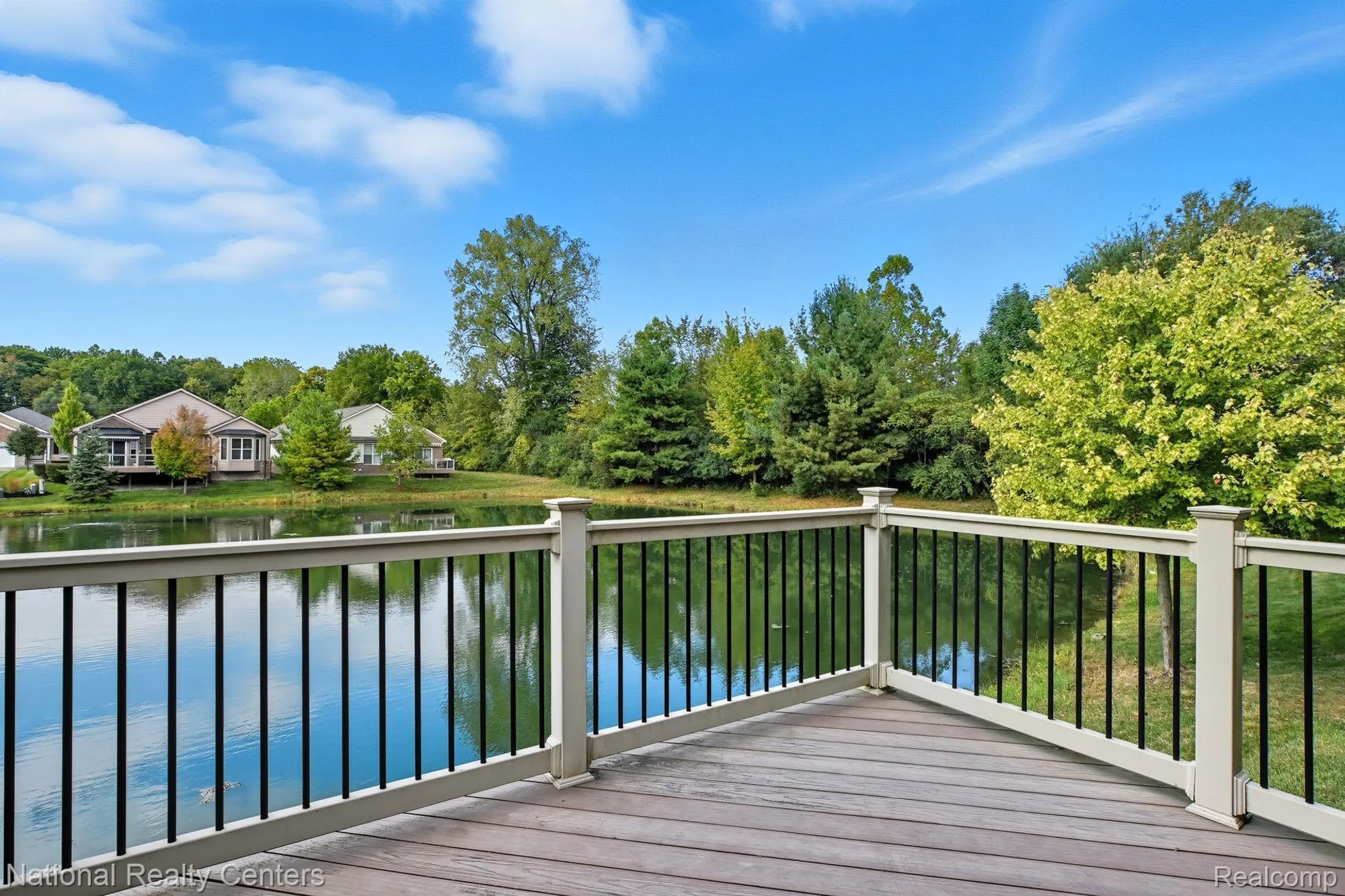 Property Slideshow image 23 of 37 | 4160 wrenwood ln # 29, Canton, MI, 48188