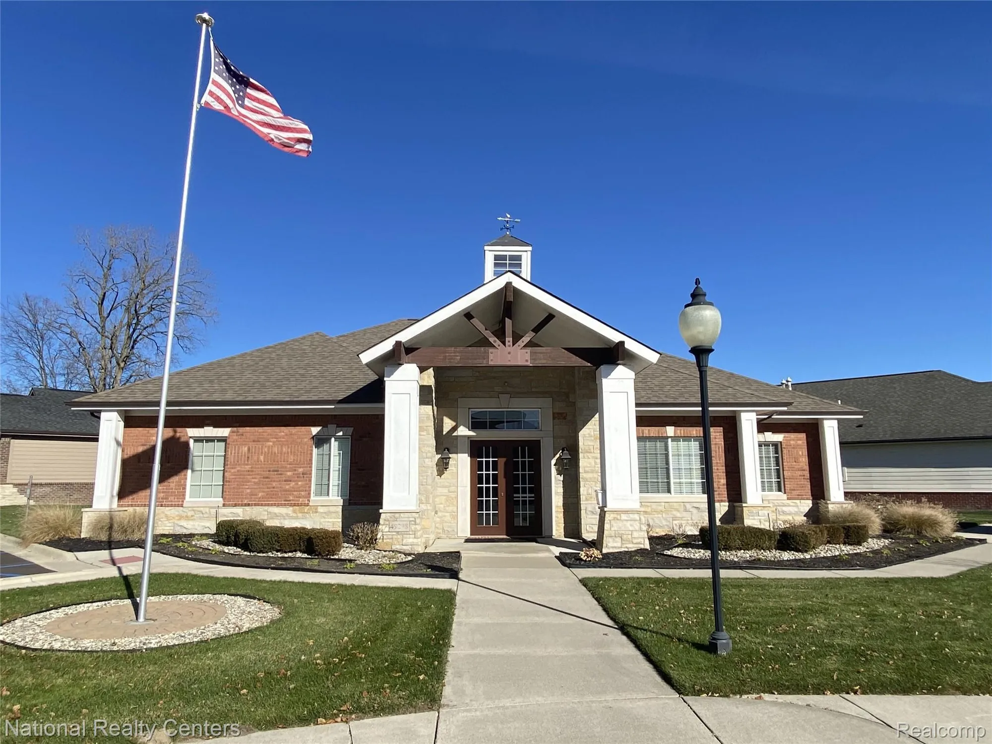 Property Slideshow image 28 of 37 | 4160 wrenwood ln # 29, Canton, MI, 48188