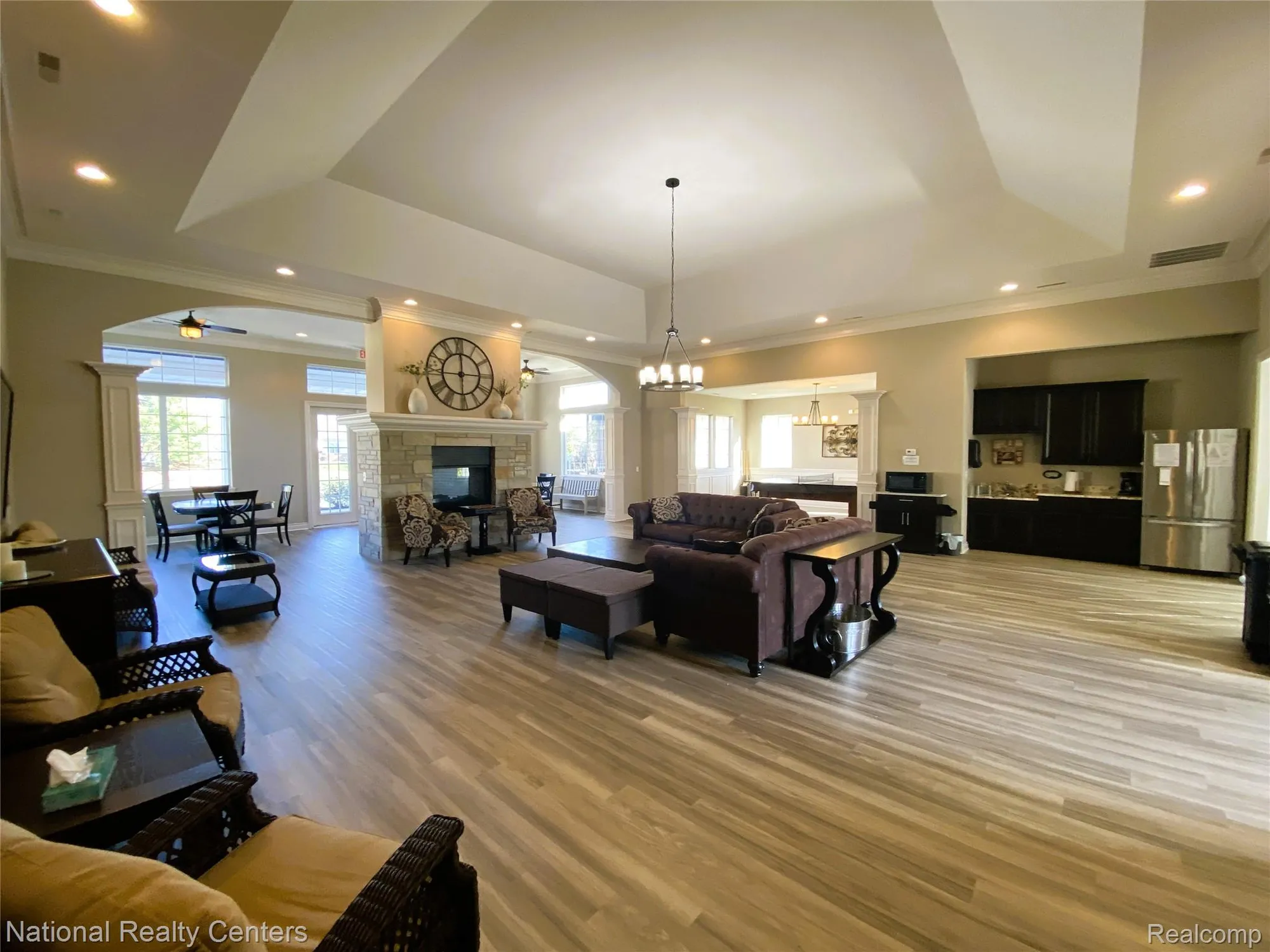 Property Slideshow image 29 of 37 | 4160 wrenwood ln # 29, Canton, MI, 48188