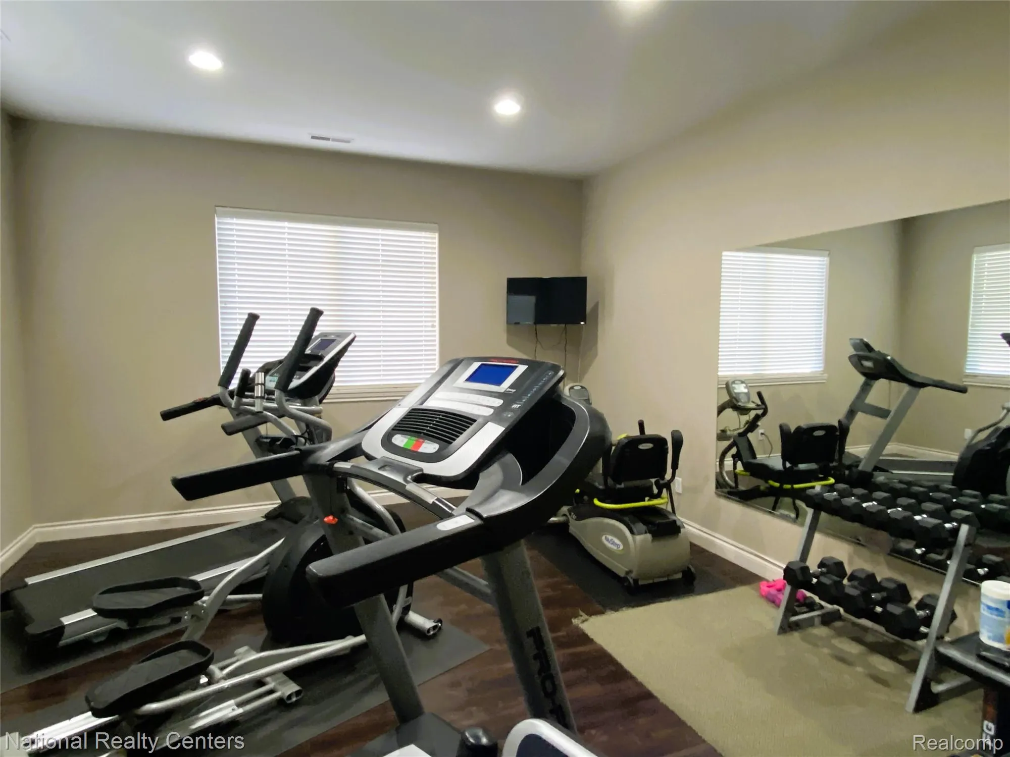 Property Slideshow image 36 of 37 | 4160 wrenwood ln # 29, Canton, MI, 48188