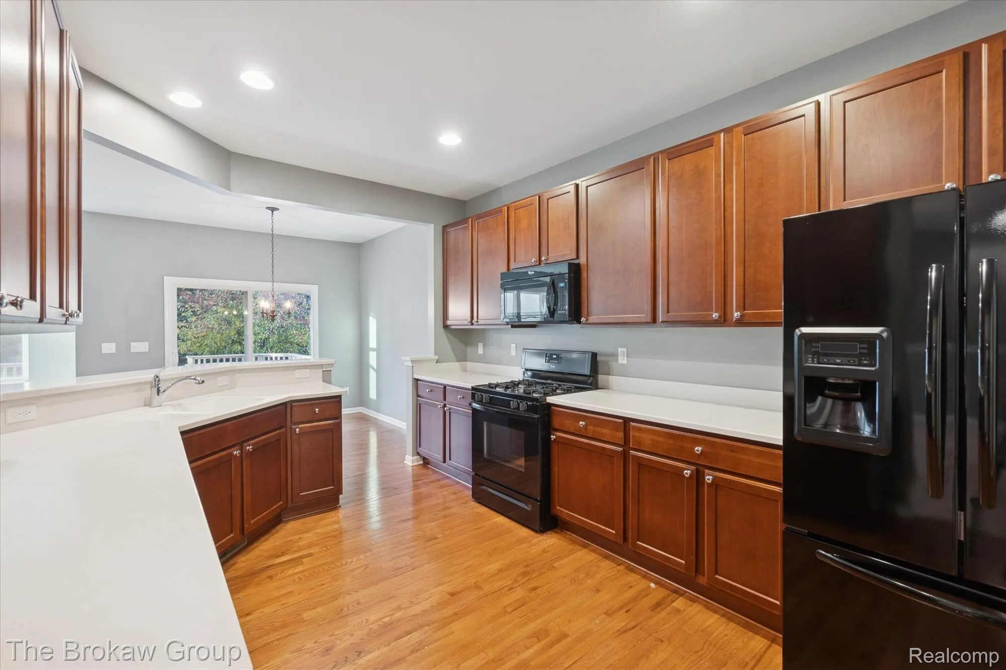 Property Slideshow image 13 of 40 | 6334 prairie dunes dr, Grand Blanc, MI, 48439