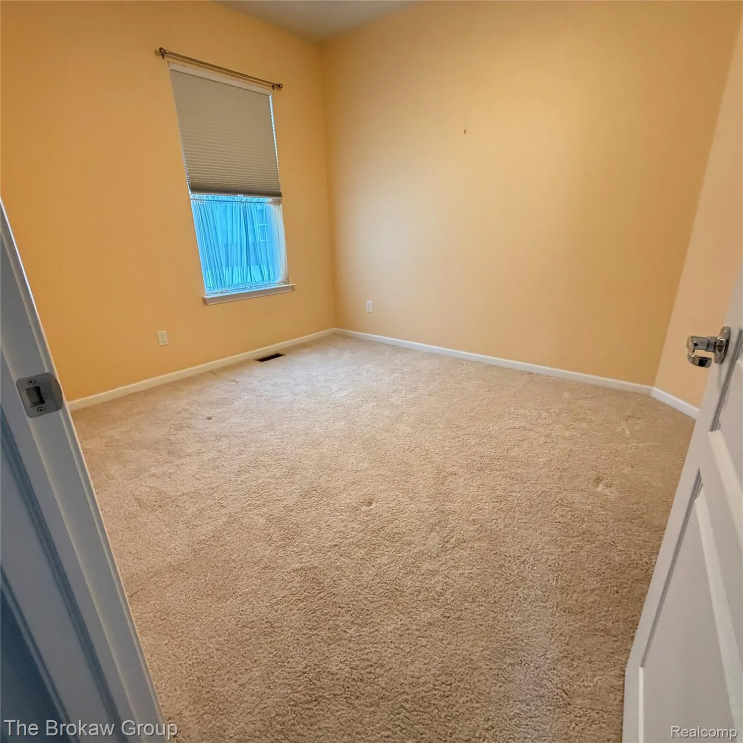 Property Slideshow image 25 of 40 | 6334 prairie dunes dr, Grand Blanc, MI, 48439