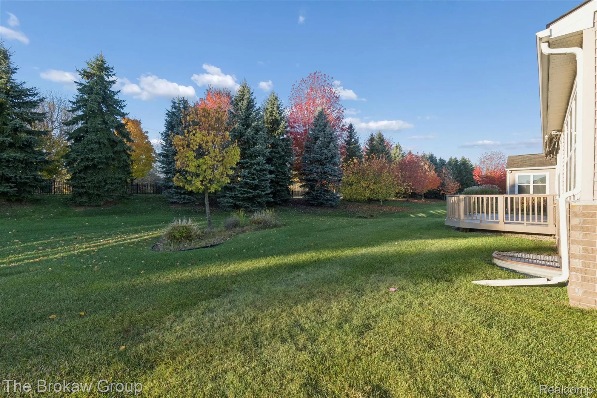 Property Slideshow image 30 of 40 | 6334 prairie dunes dr, Grand Blanc, MI, 48439