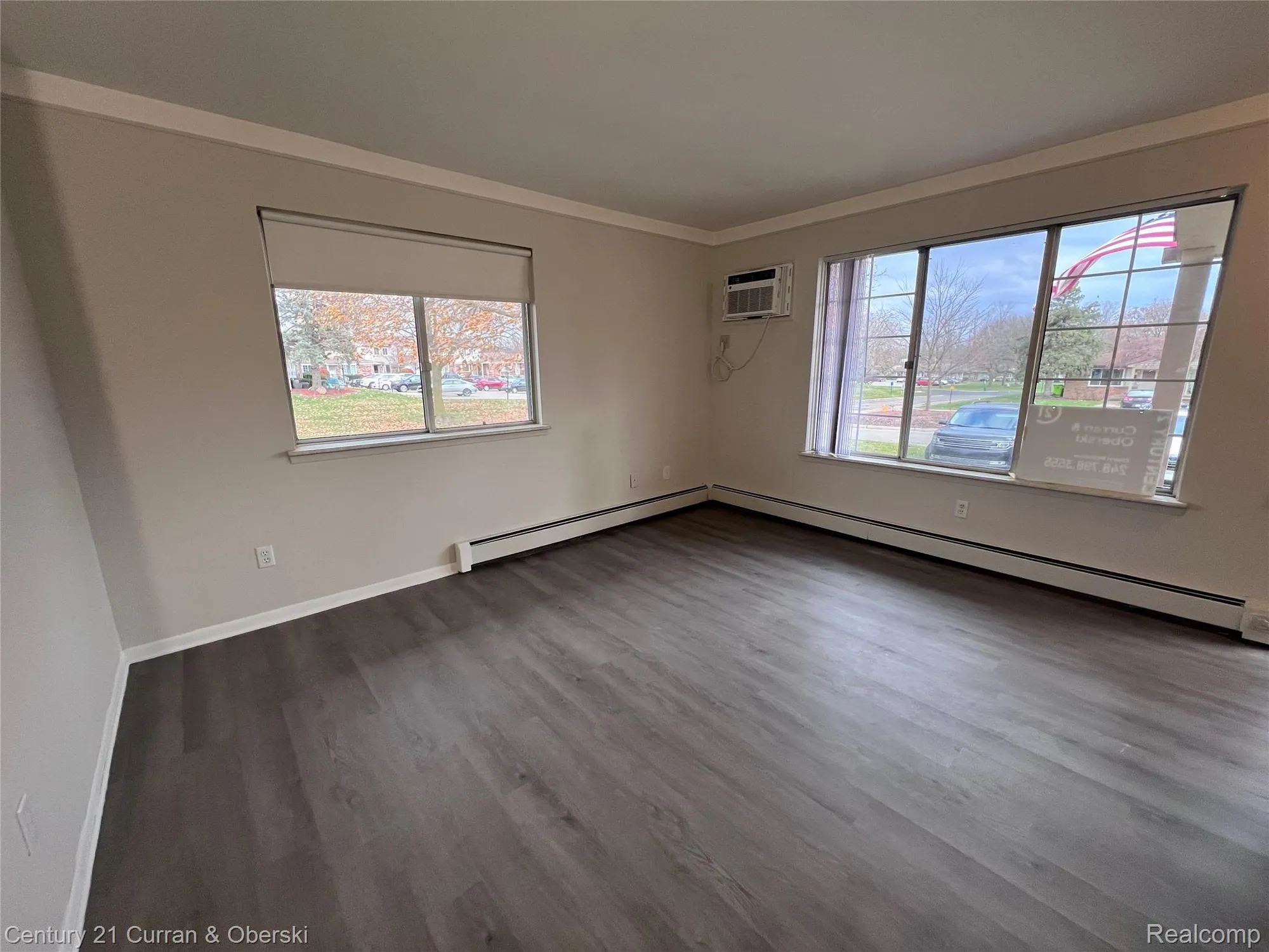 Property Slideshow image 15 of 21 | 25159 franklin ter # 8, South Lyon, MI, 48178