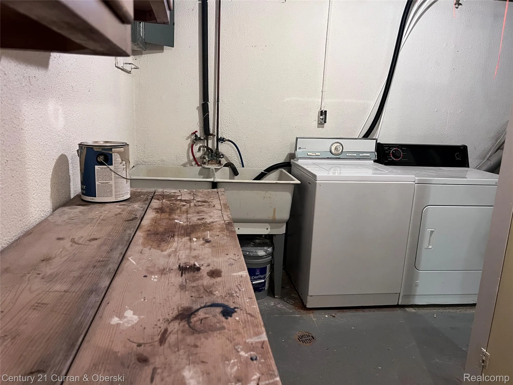 Property Slideshow image 20 of 21 | 25159 franklin ter # 8, South Lyon, MI, 48178