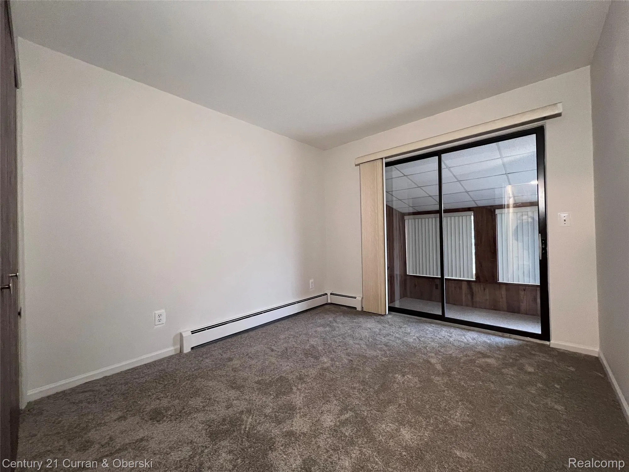 Property Slideshow image 11 of 46 | 61958 ticonderoga dr, South Lyon, MI, 48178