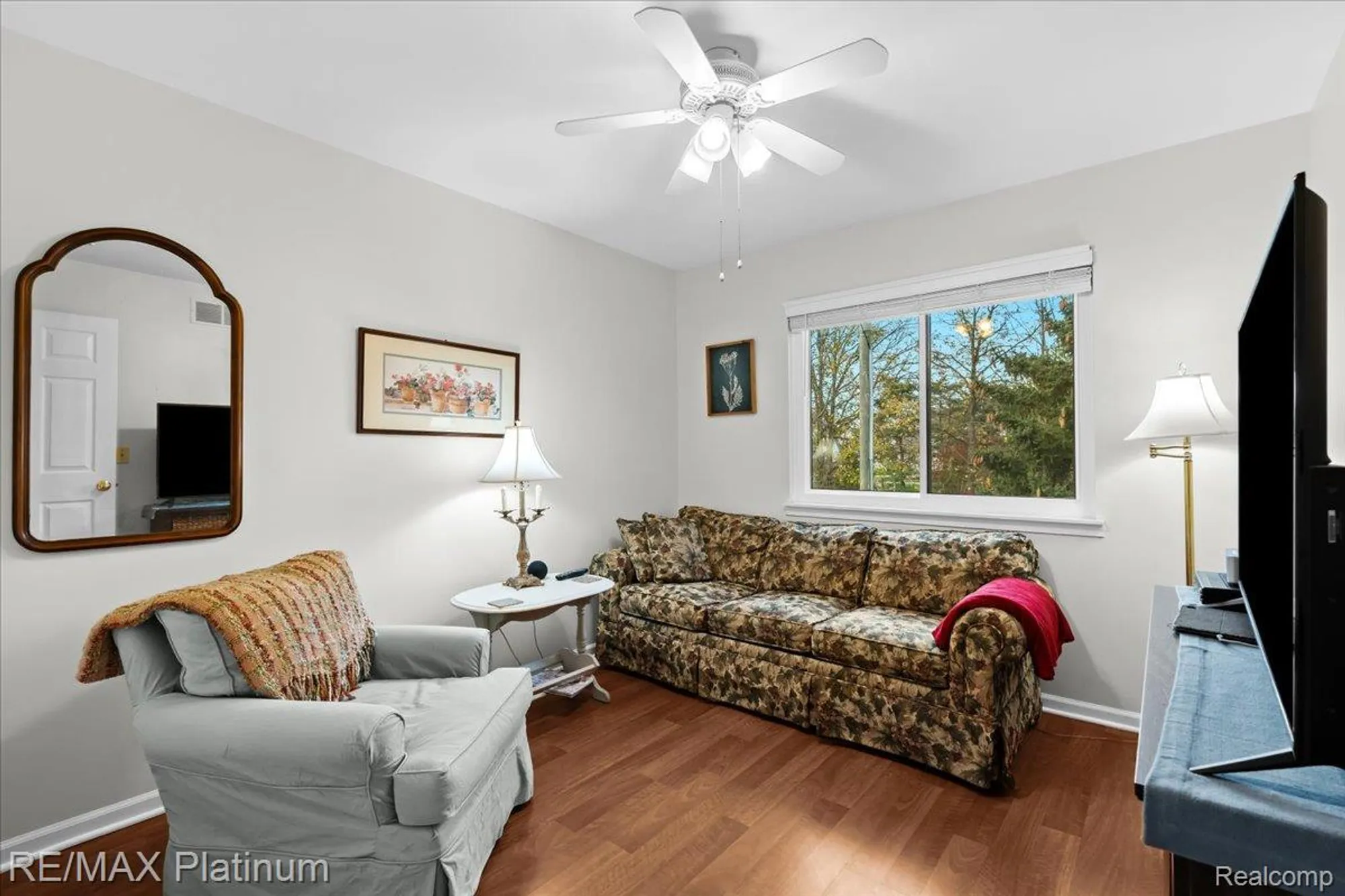 Property Slideshow image 18 of 31 | 62180 arlington cir unit 5, South Lyon, MI, 48178