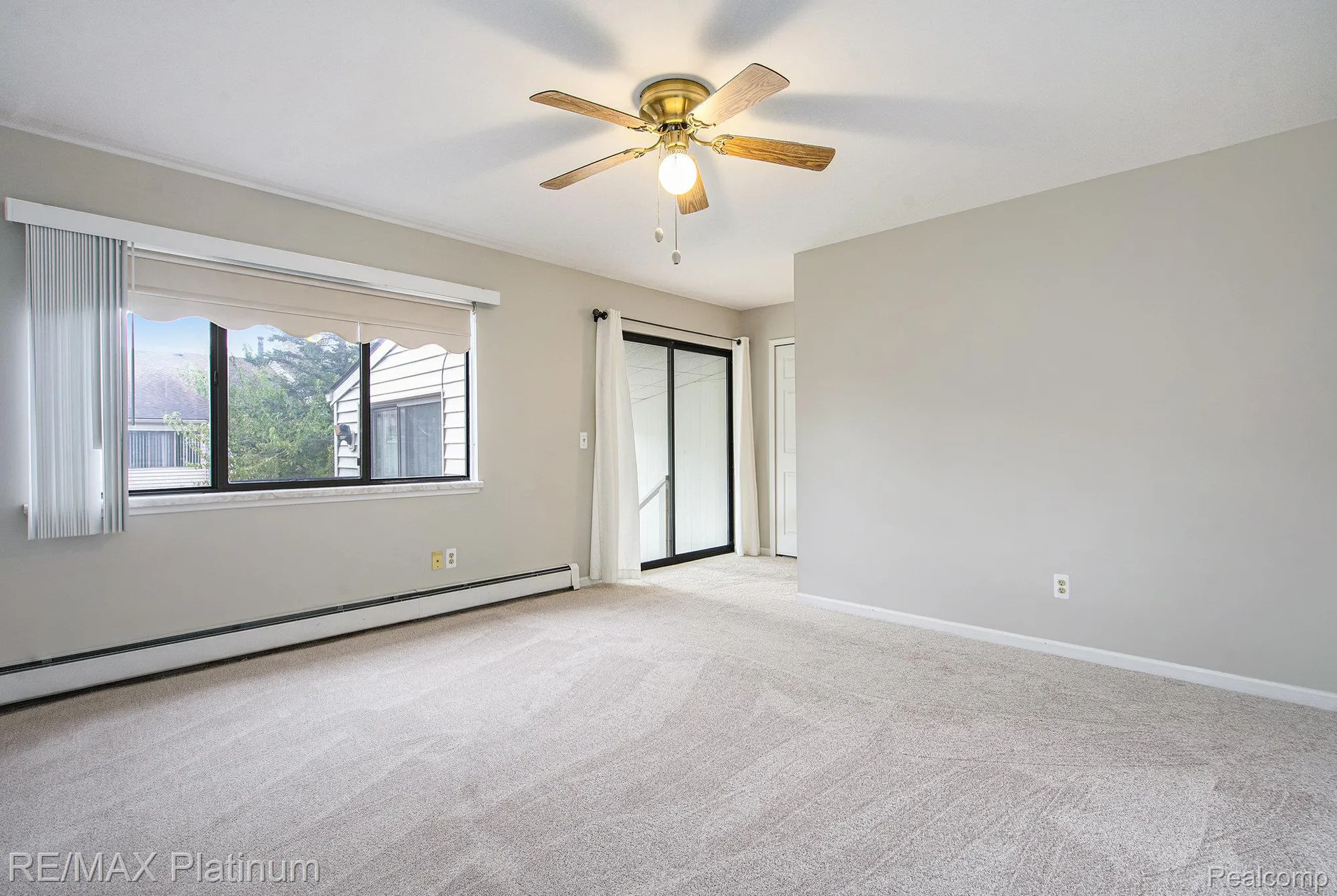 Property Slideshow image 8 of 18 | 61961 yorktown dr unit 4, South Lyon, MI, 48178