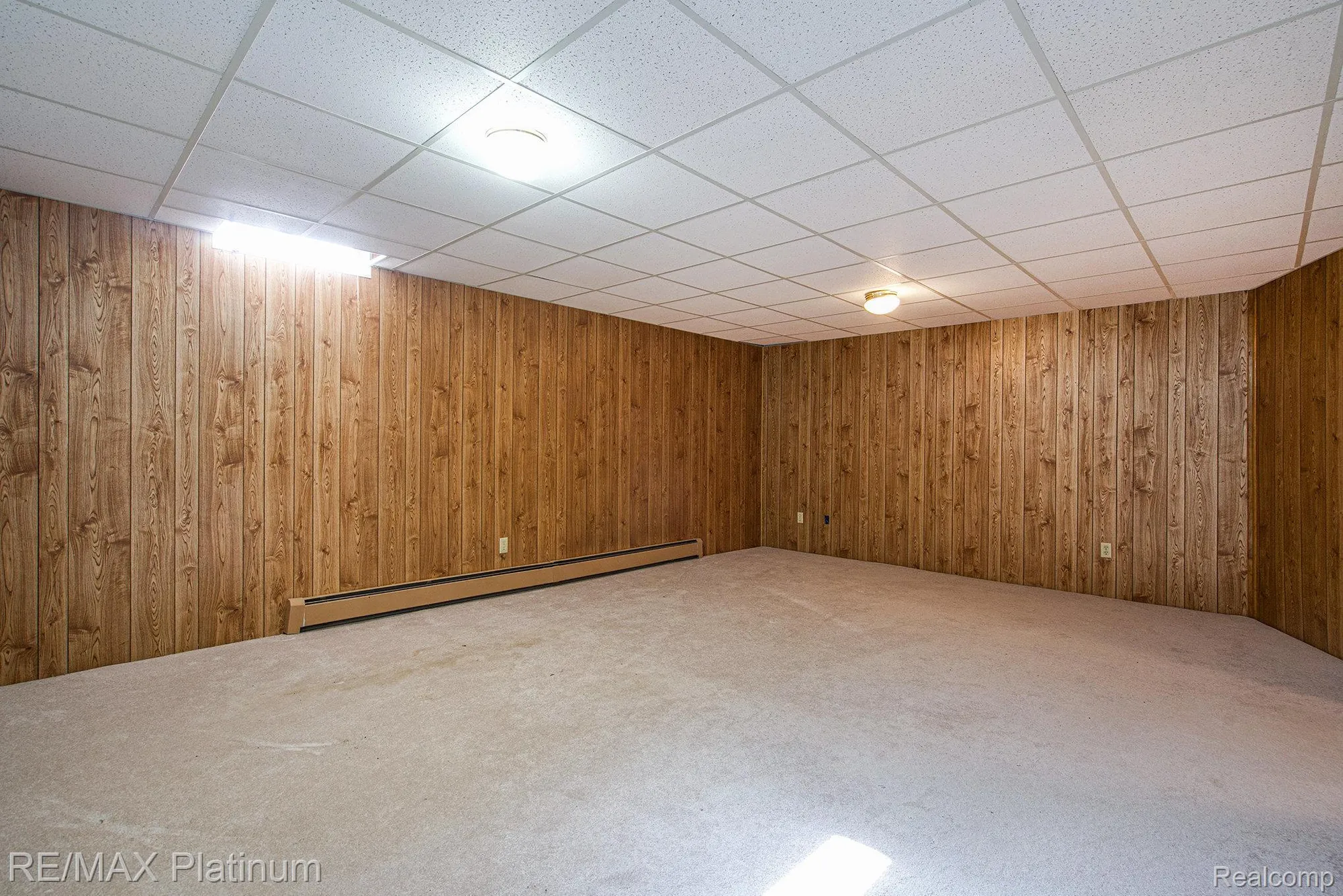 Property Slideshow image 14 of 18 | 61961 yorktown dr unit 4, South Lyon, MI, 48178