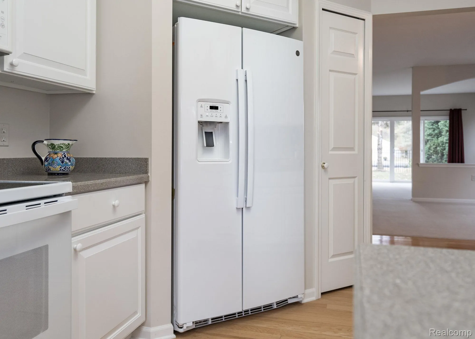 Property Slideshow image 13 of 24 | 3534 riverside dr, Auburn Hills, MI, 48326