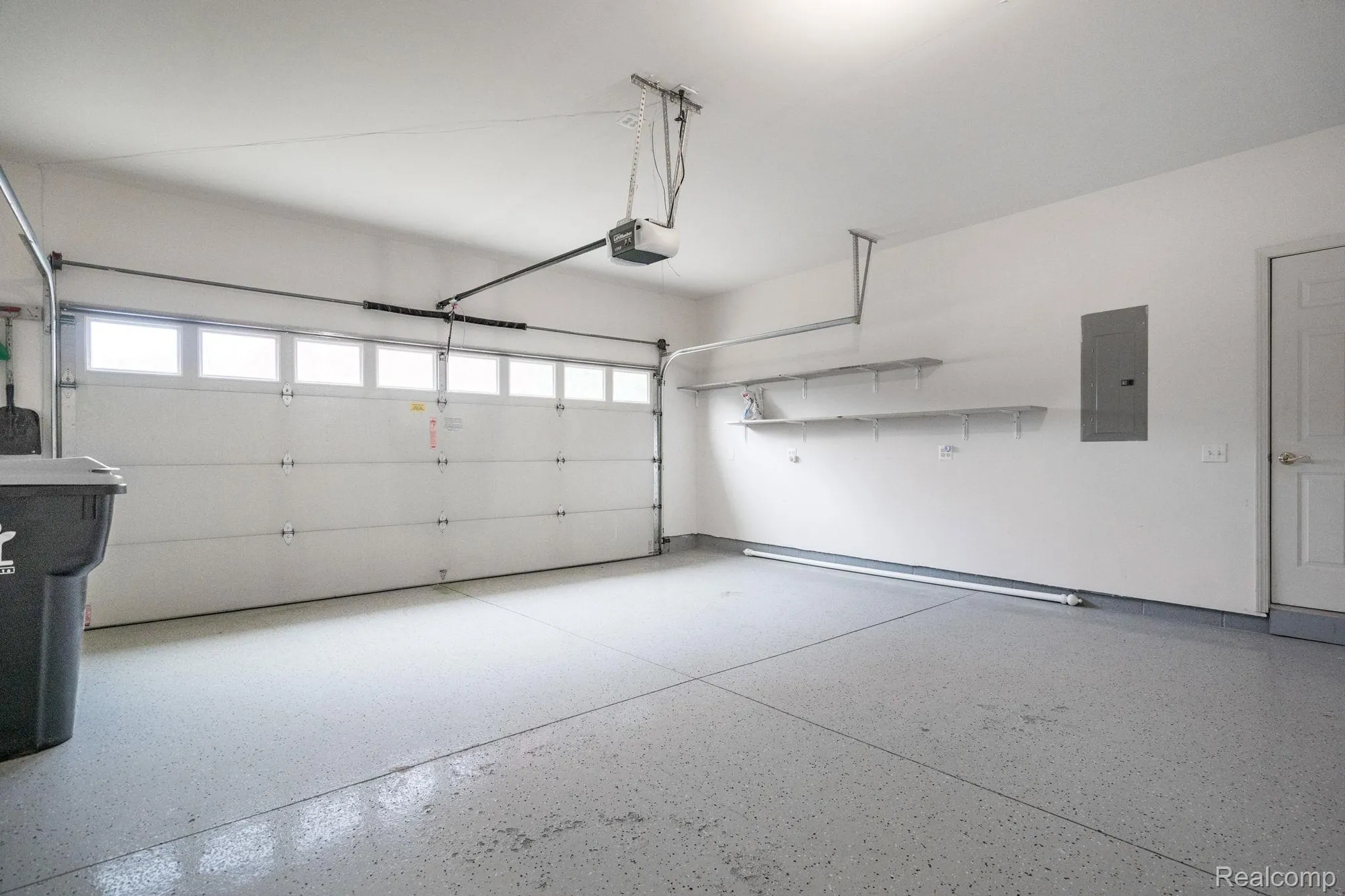 Property Slideshow image 21 of 24 | 3534 riverside dr, Auburn Hills, MI, 48326