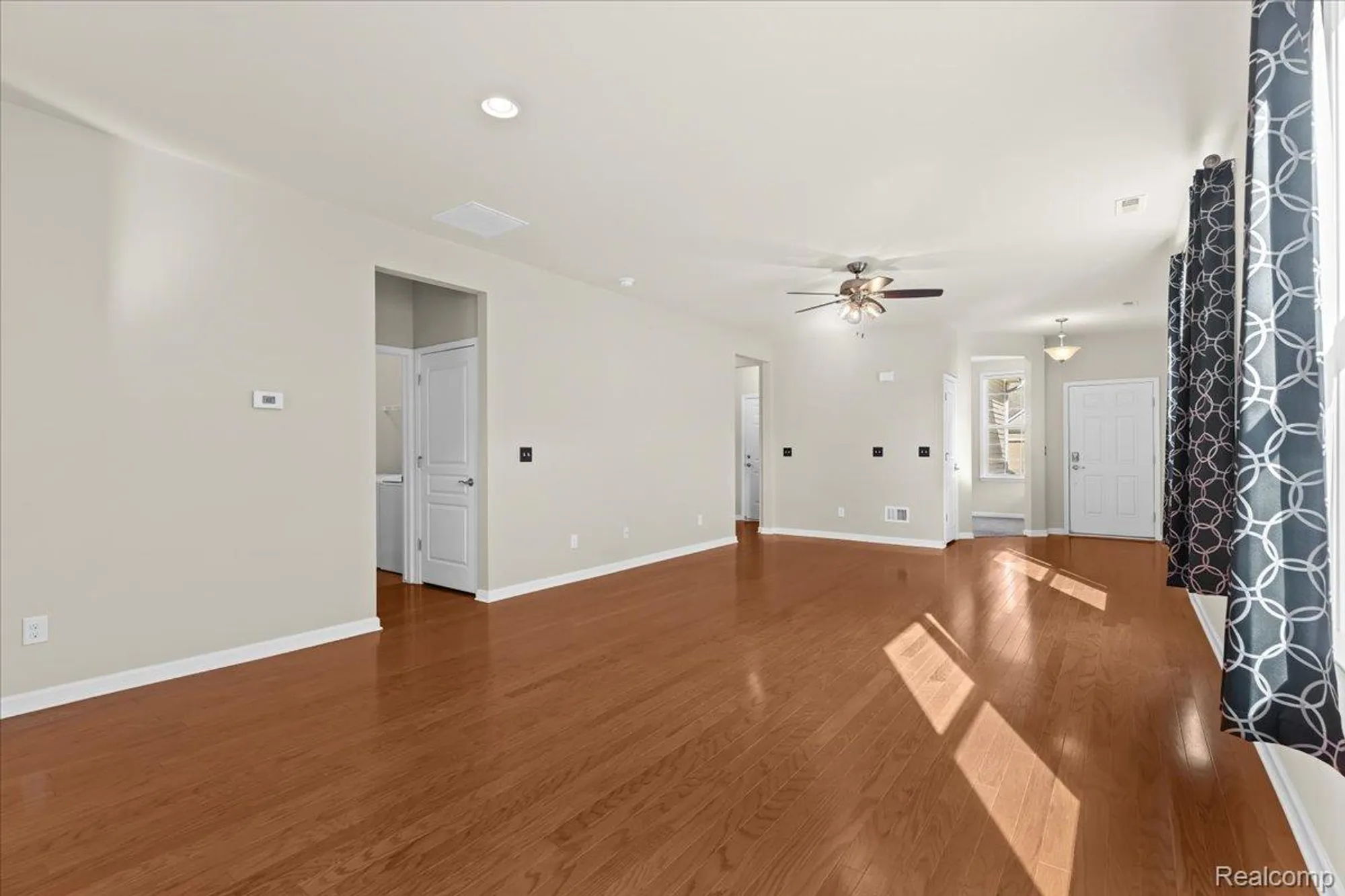 Property Slideshow image 7 of 40 | 24338 walloon way, Flat Rock, MI, 48134