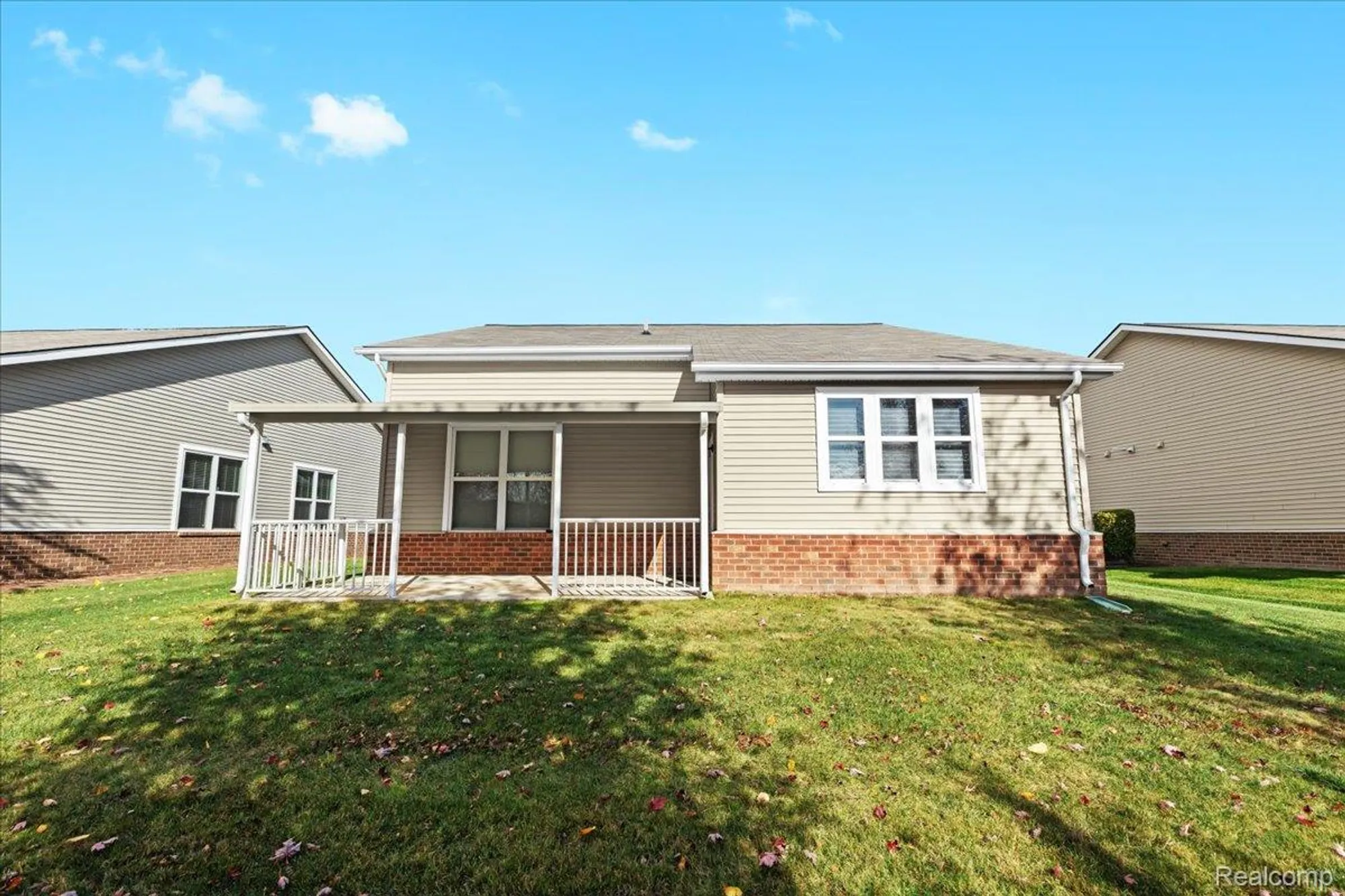 Property Slideshow image 26 of 40 | 24338 walloon way, Flat Rock, MI, 48134