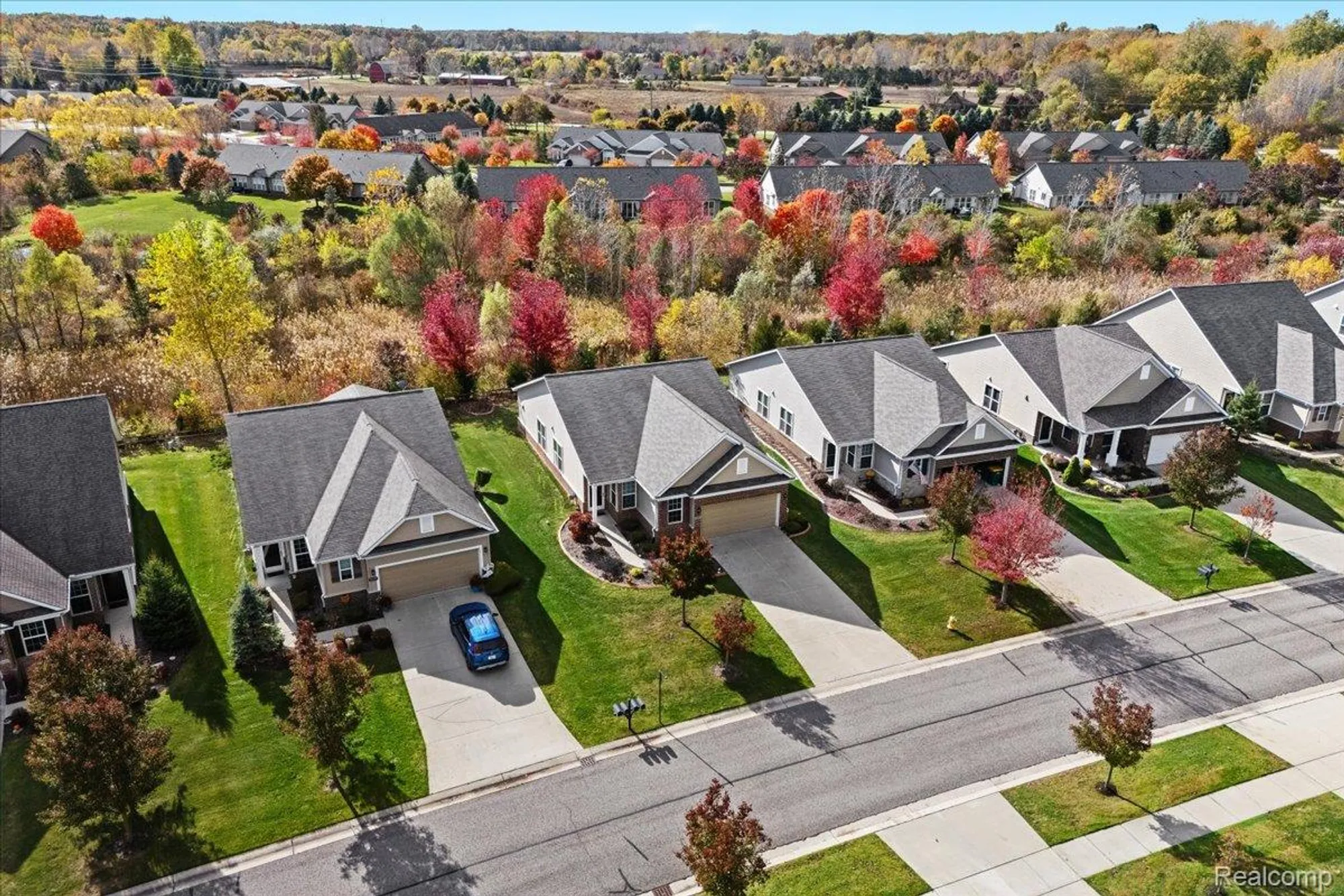 Property Slideshow image 30 of 40 | 24338 walloon way, Flat Rock, MI, 48134