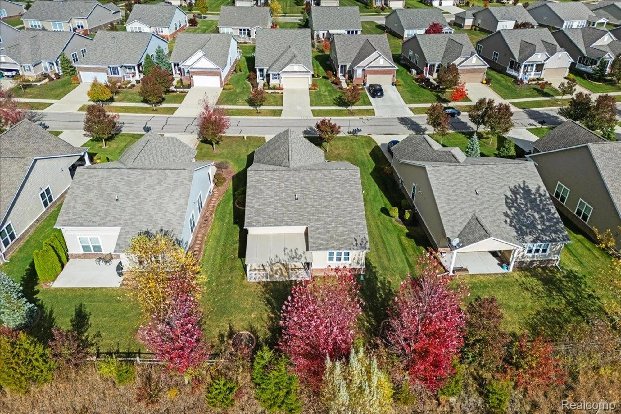 Property Slideshow image 36 of 40 | 24338 walloon way, Flat Rock, MI, 48134