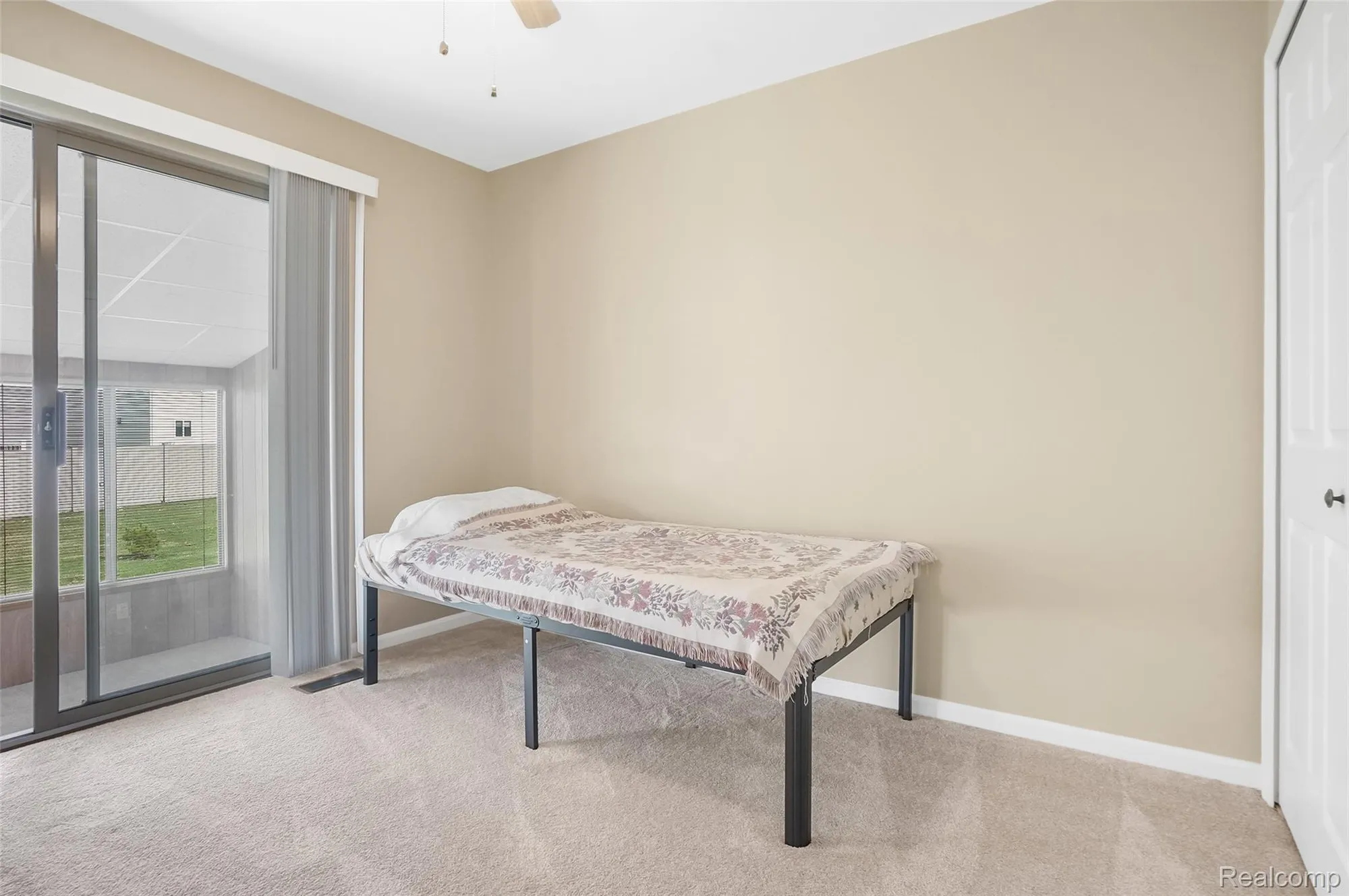 Property Slideshow image 24 of 42 | 62512 raleigh ct unit 4, South Lyon, MI, 48178